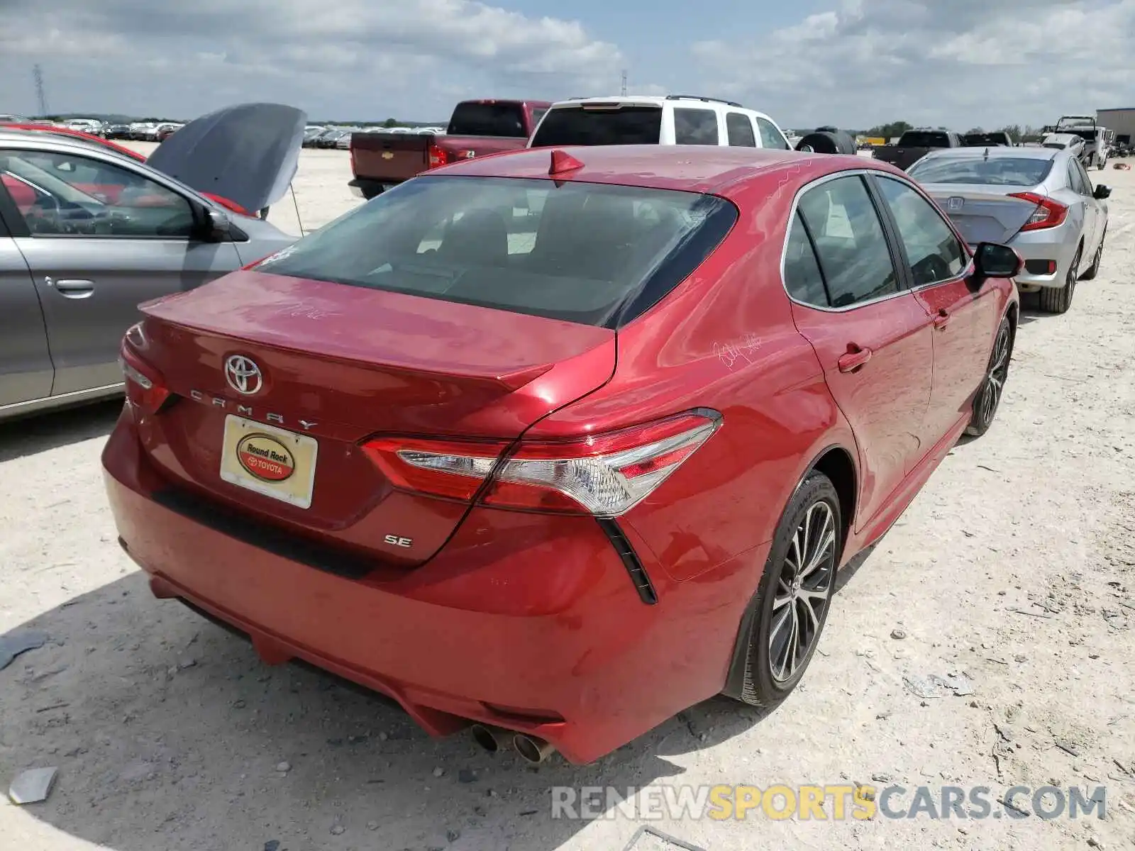 4 Photograph of a damaged car 4T1B11HK9KU194830 TOYOTA CAMRY 2019