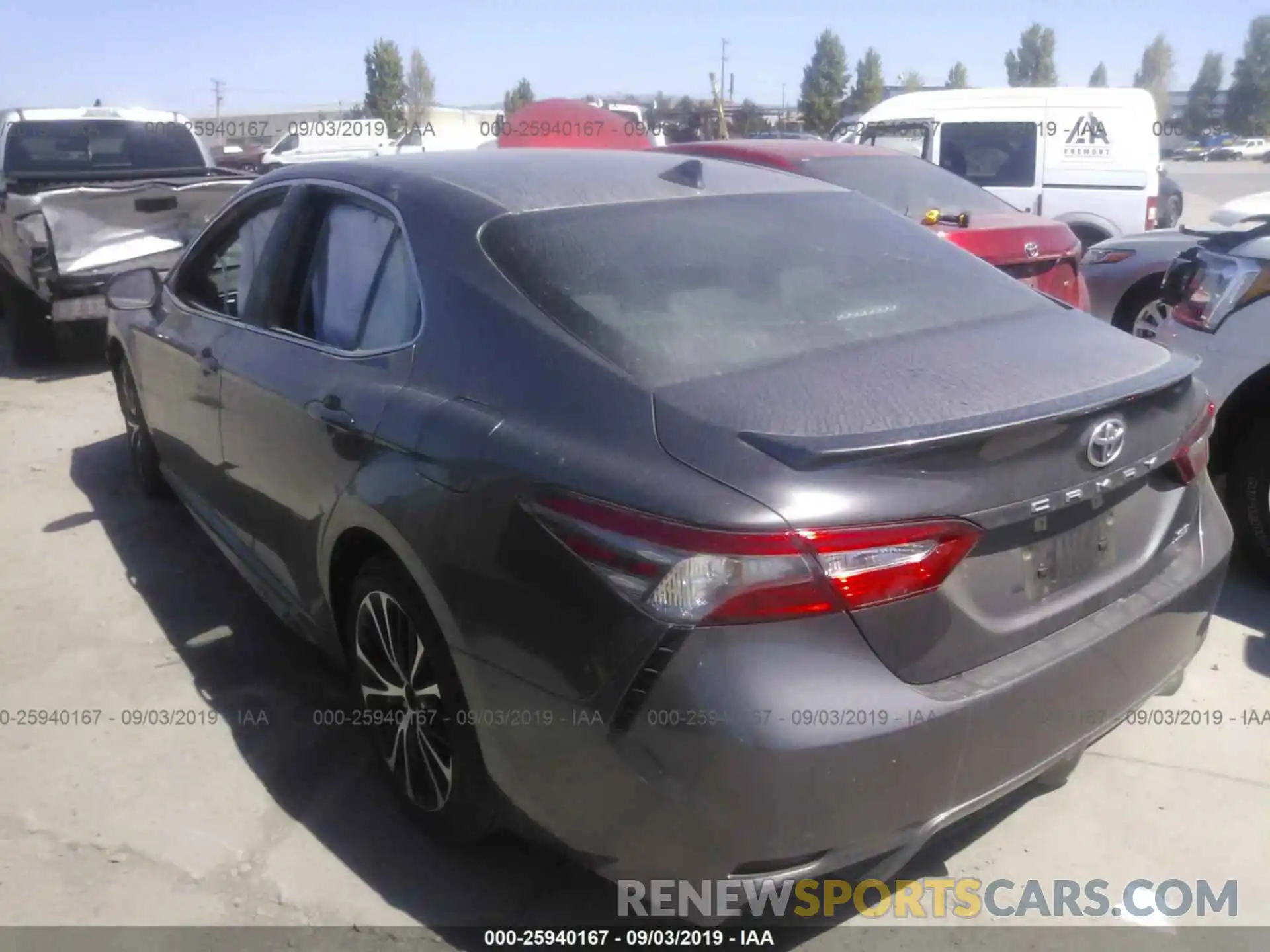 3 Photograph of a damaged car 4T1B11HK9KU195511 TOYOTA CAMRY 2019