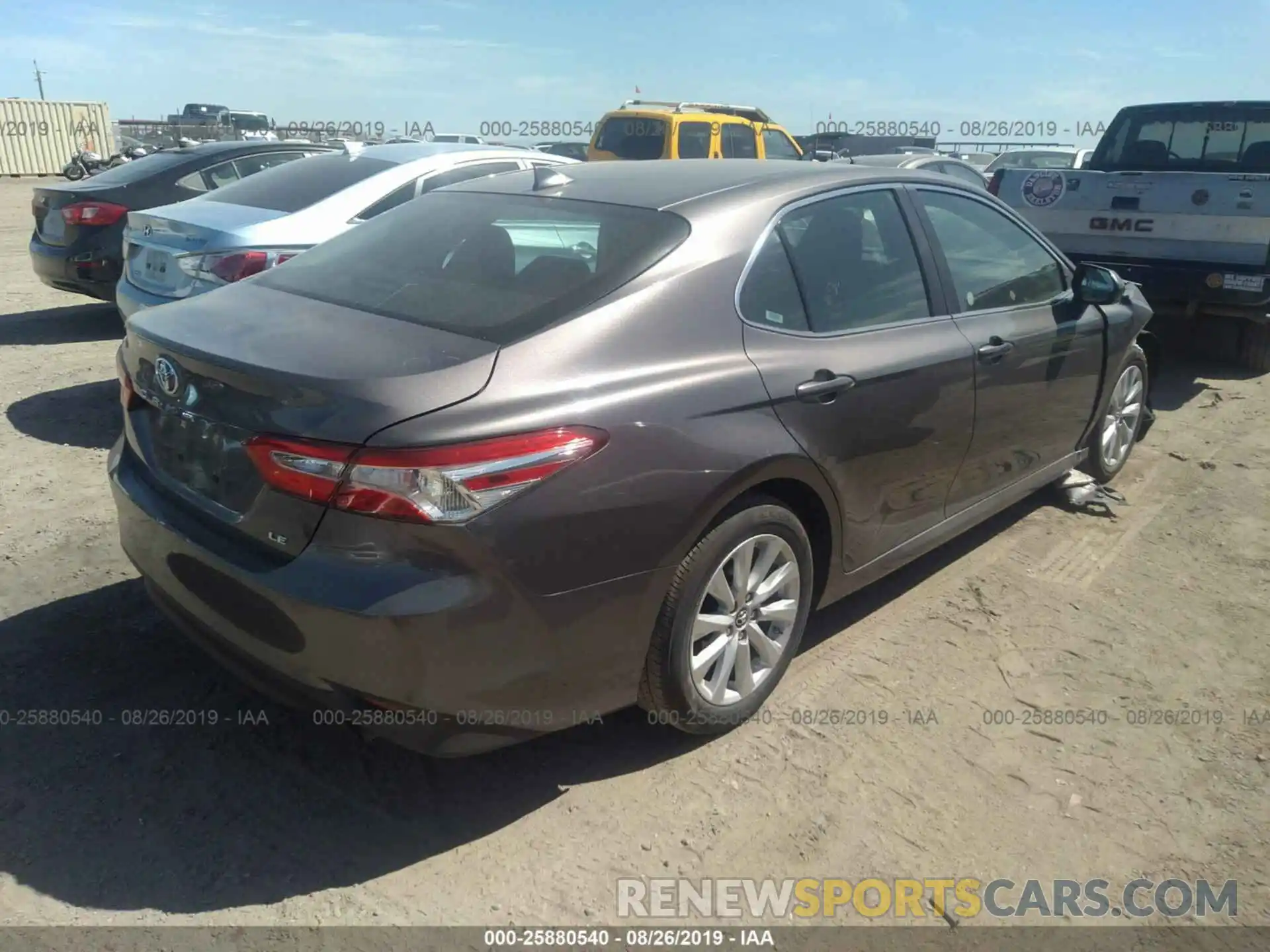 4 Photograph of a damaged car 4T1B11HK9KU196125 TOYOTA CAMRY 2019