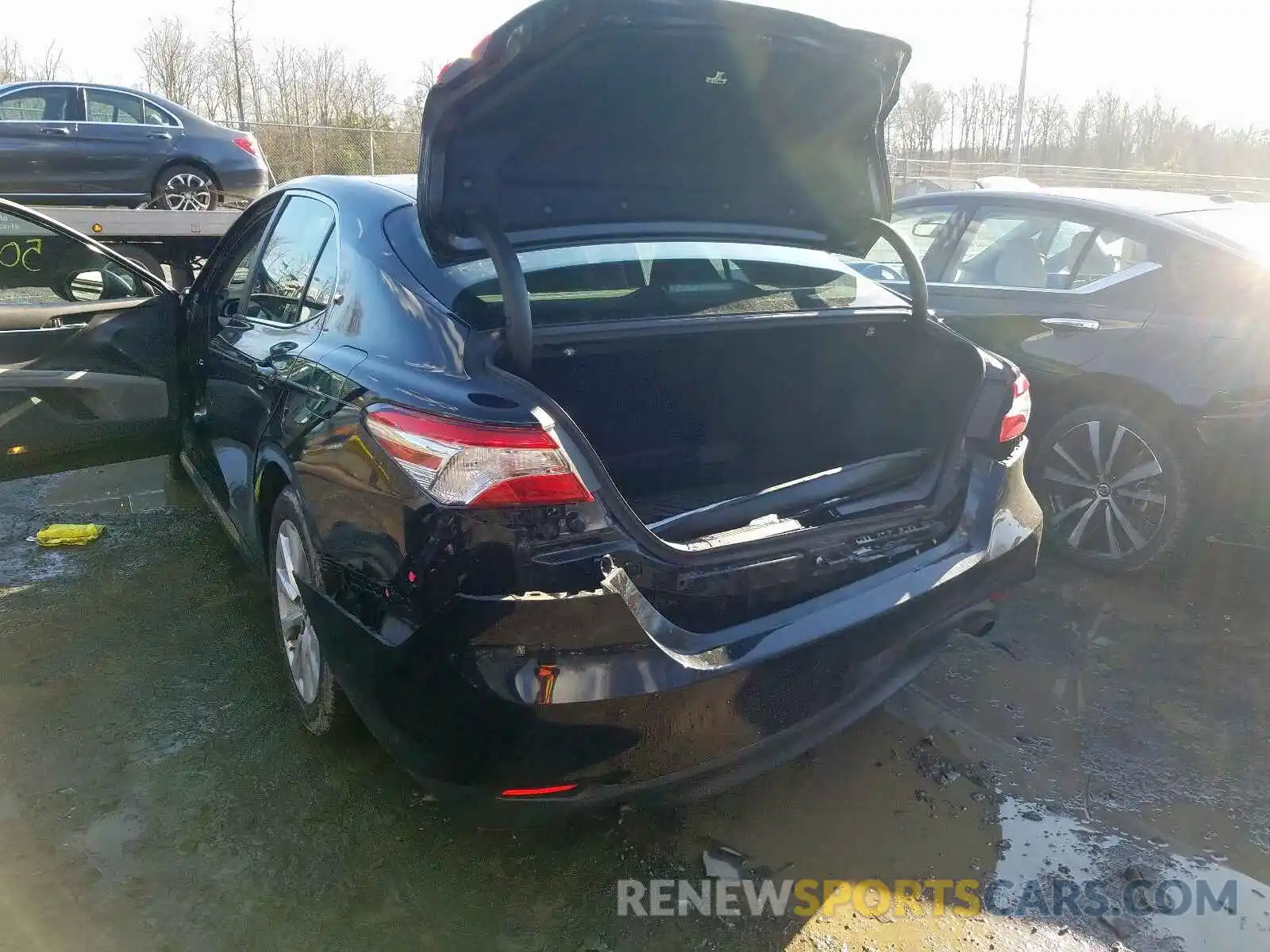 9 Photograph of a damaged car 4T1B11HK9KU196254 TOYOTA CAMRY 2019