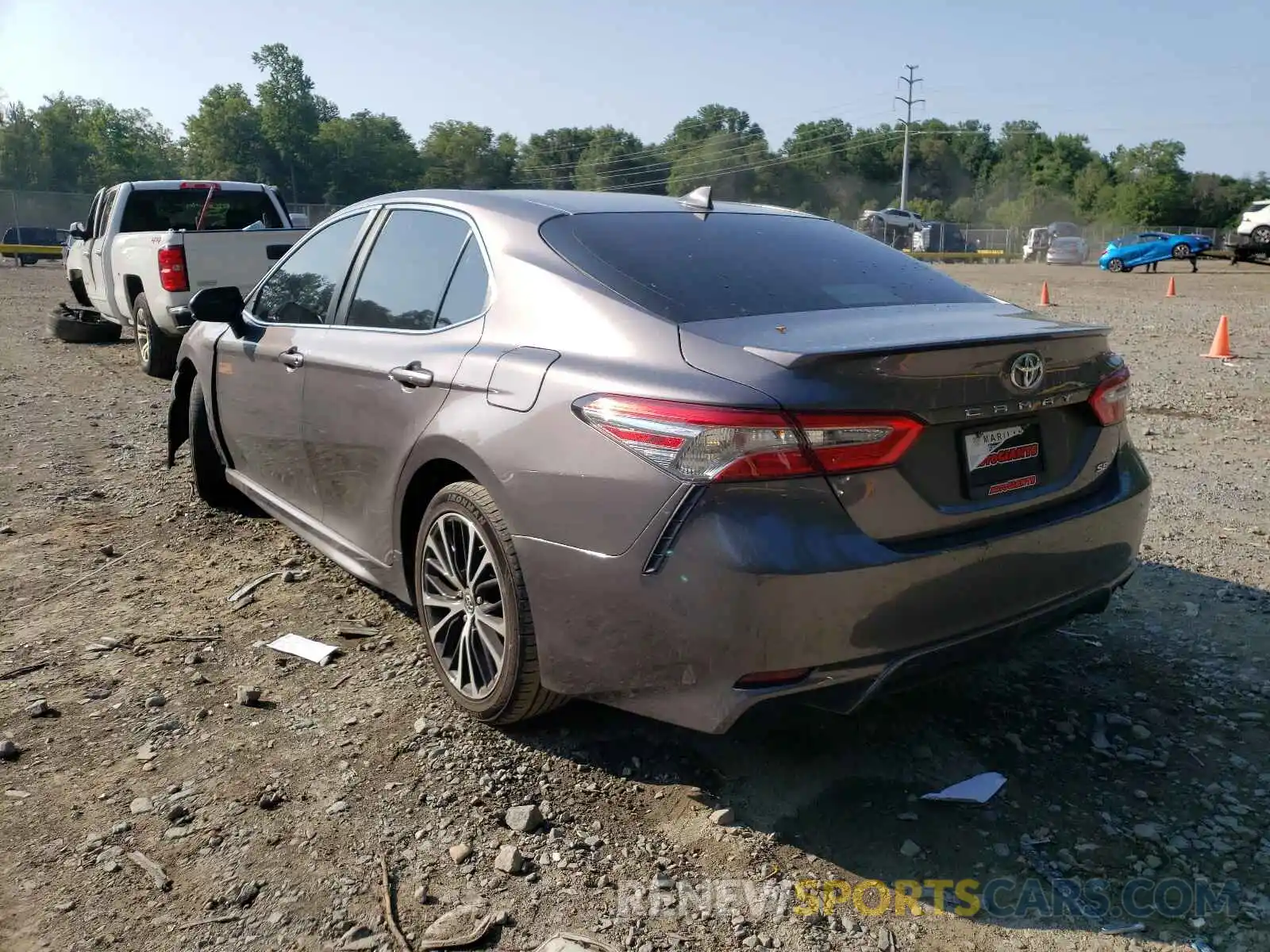 3 Photograph of a damaged car 4T1B11HK9KU196464 TOYOTA CAMRY 2019