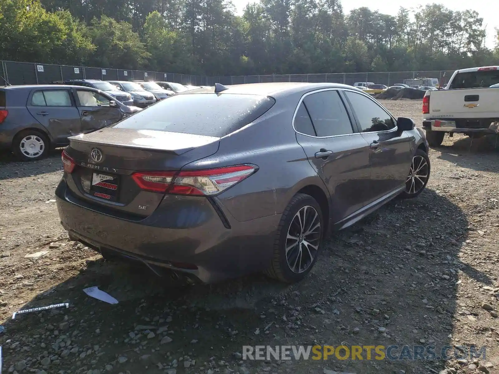 4 Photograph of a damaged car 4T1B11HK9KU196464 TOYOTA CAMRY 2019