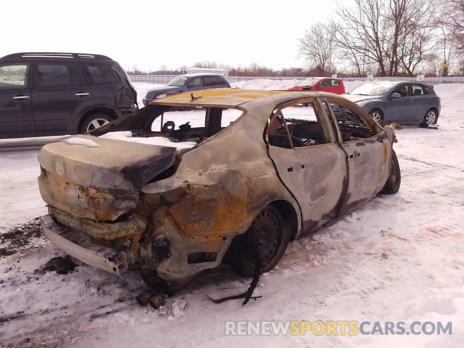 4 Photograph of a damaged car 4T1B11HK9KU196531 TOYOTA CAMRY 2019