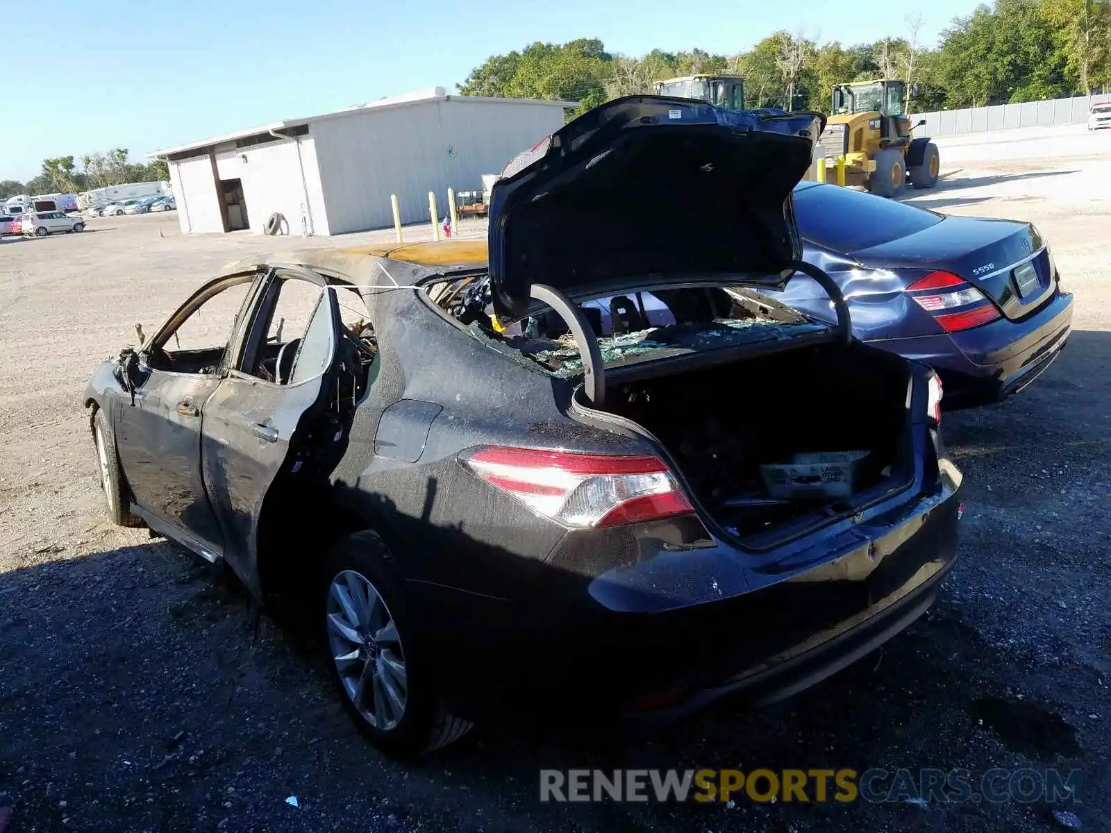 3 Photograph of a damaged car 4T1B11HK9KU199185 TOYOTA CAMRY 2019