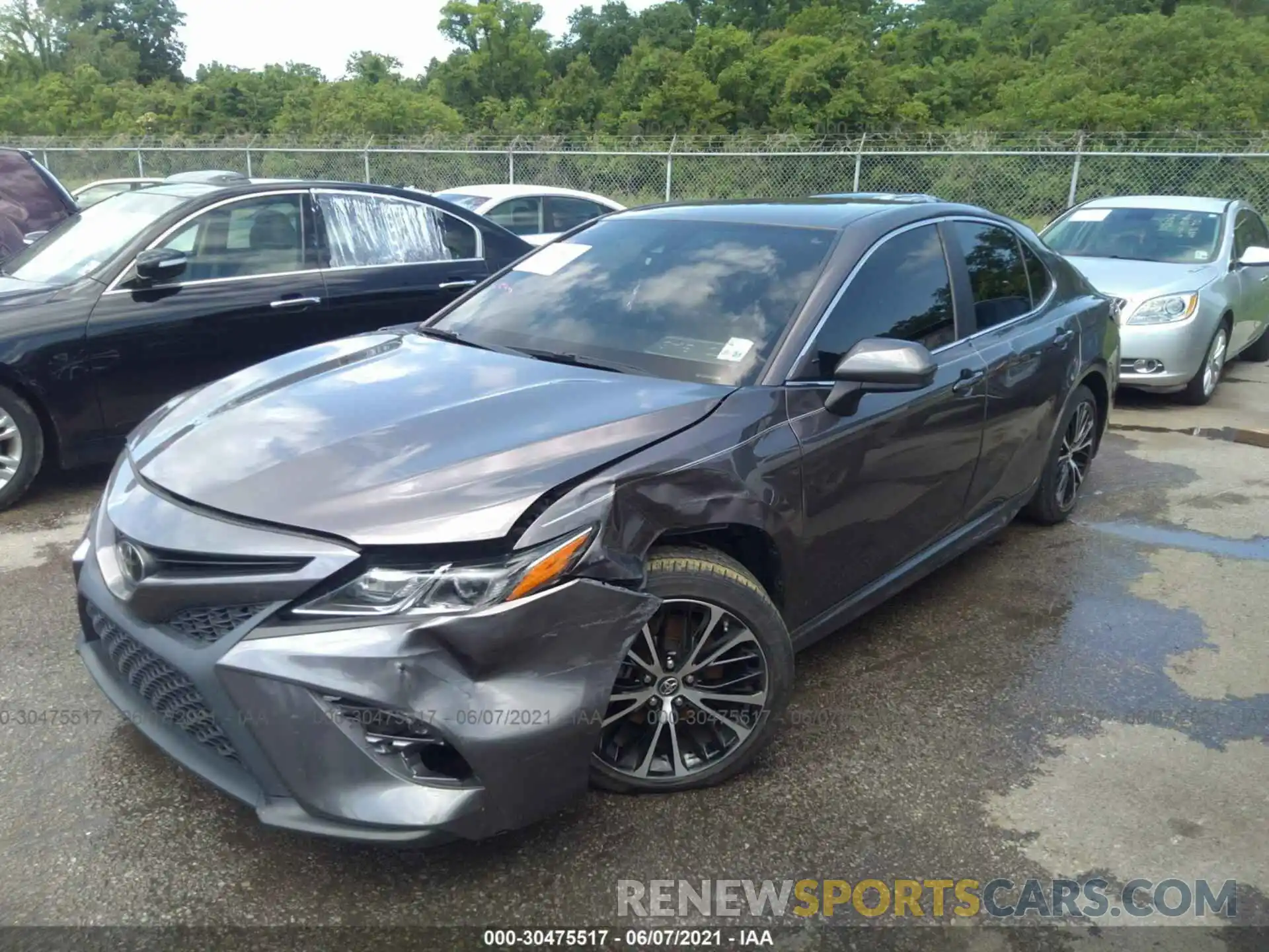 2 Photograph of a damaged car 4T1B11HK9KU199624 TOYOTA CAMRY 2019