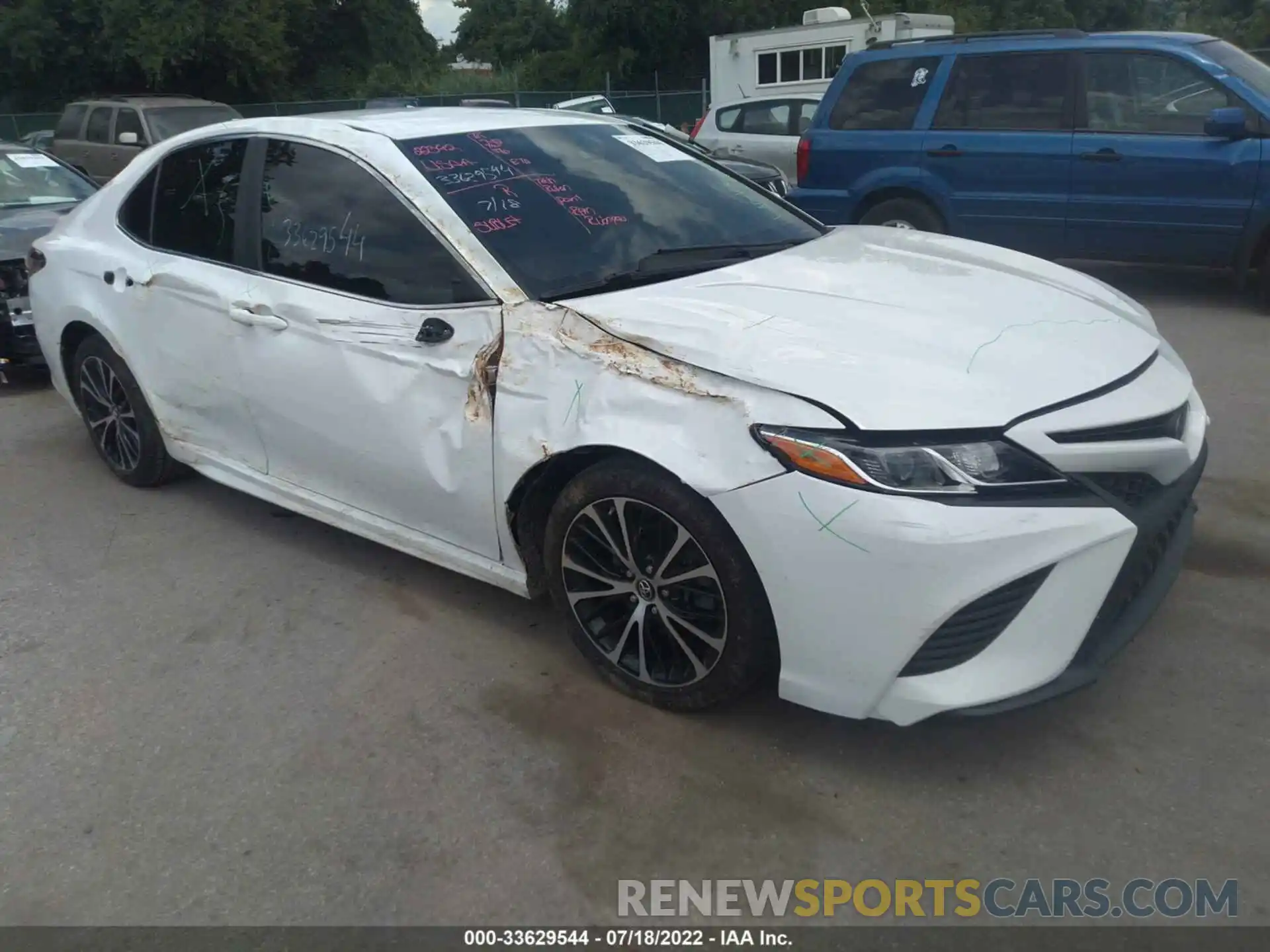 1 Photograph of a damaged car 4T1B11HK9KU199719 TOYOTA CAMRY 2019