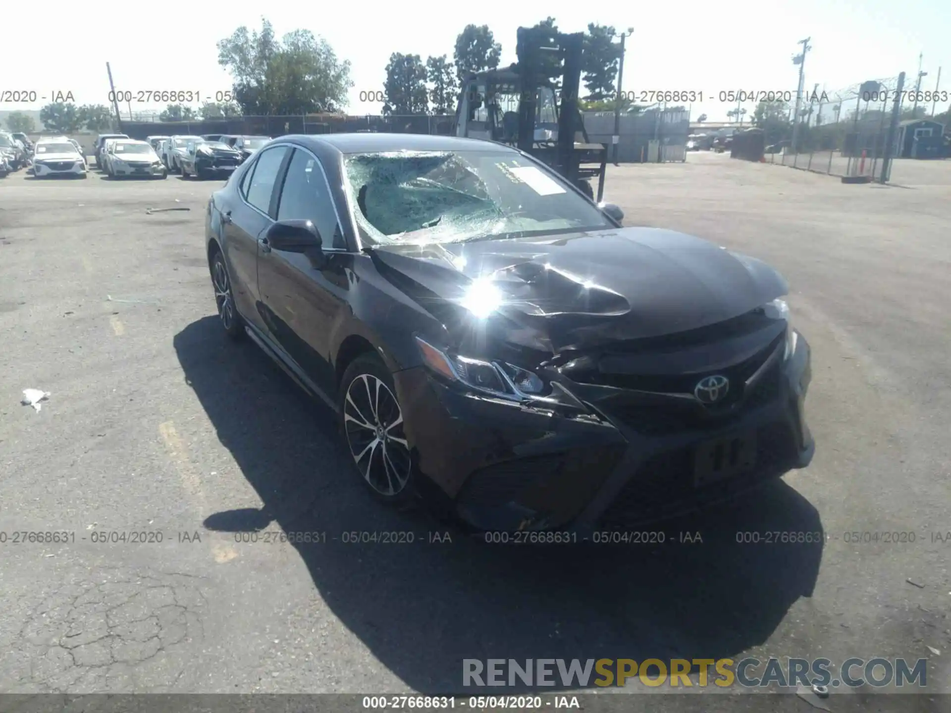 1 Photograph of a damaged car 4T1B11HK9KU1A3505 TOYOTA CAMRY 2019