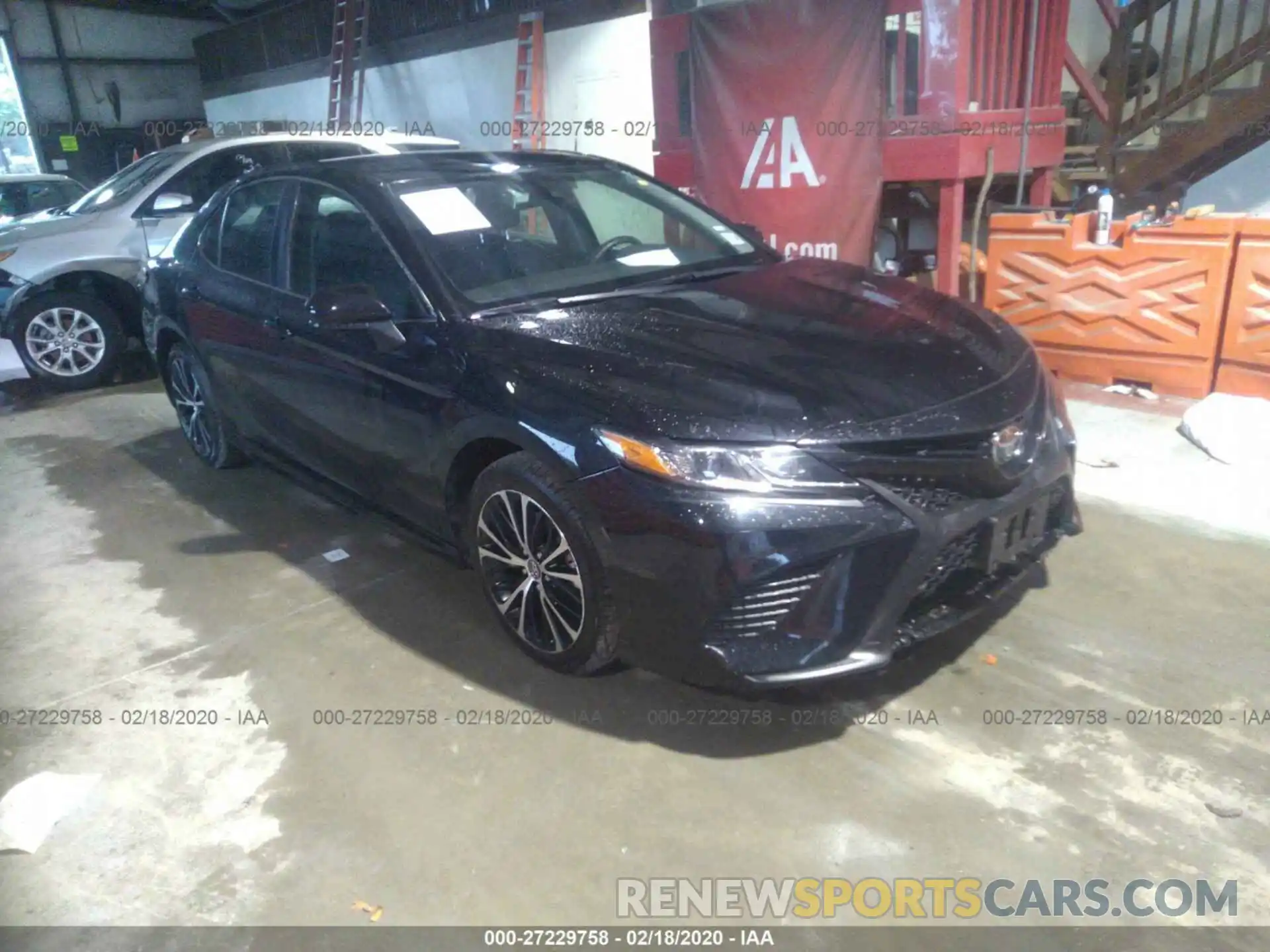 1 Photograph of a damaged car 4T1B11HK9KU200058 TOYOTA CAMRY 2019