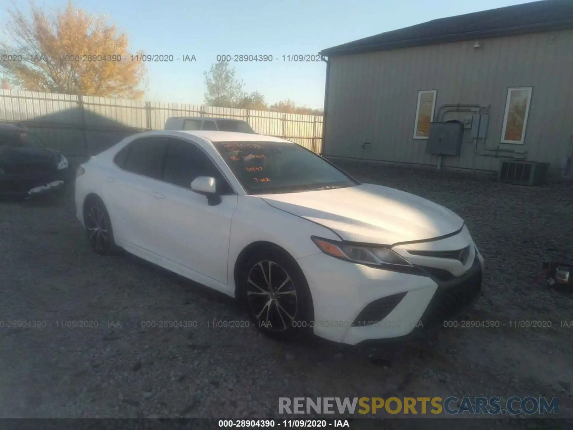 1 Photograph of a damaged car 4T1B11HK9KU200206 TOYOTA CAMRY 2019