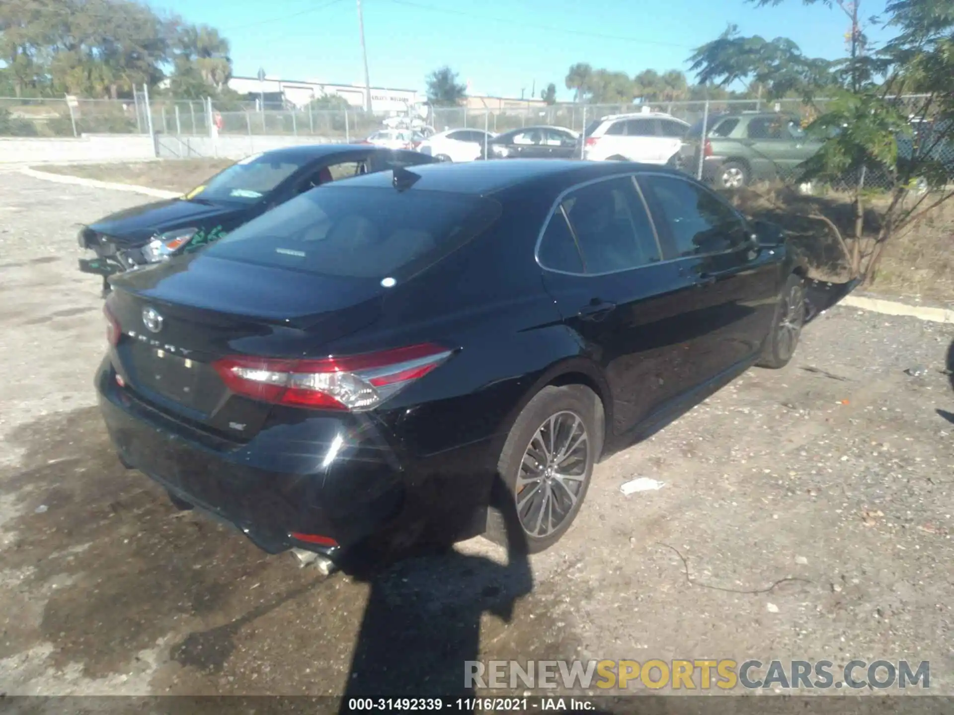 4 Photograph of a damaged car 4T1B11HK9KU200836 TOYOTA CAMRY 2019