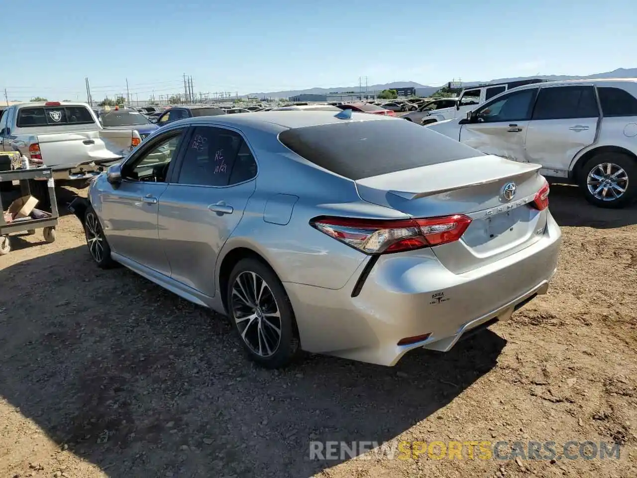 3 Photograph of a damaged car 4T1B11HK9KU201601 TOYOTA CAMRY 2019