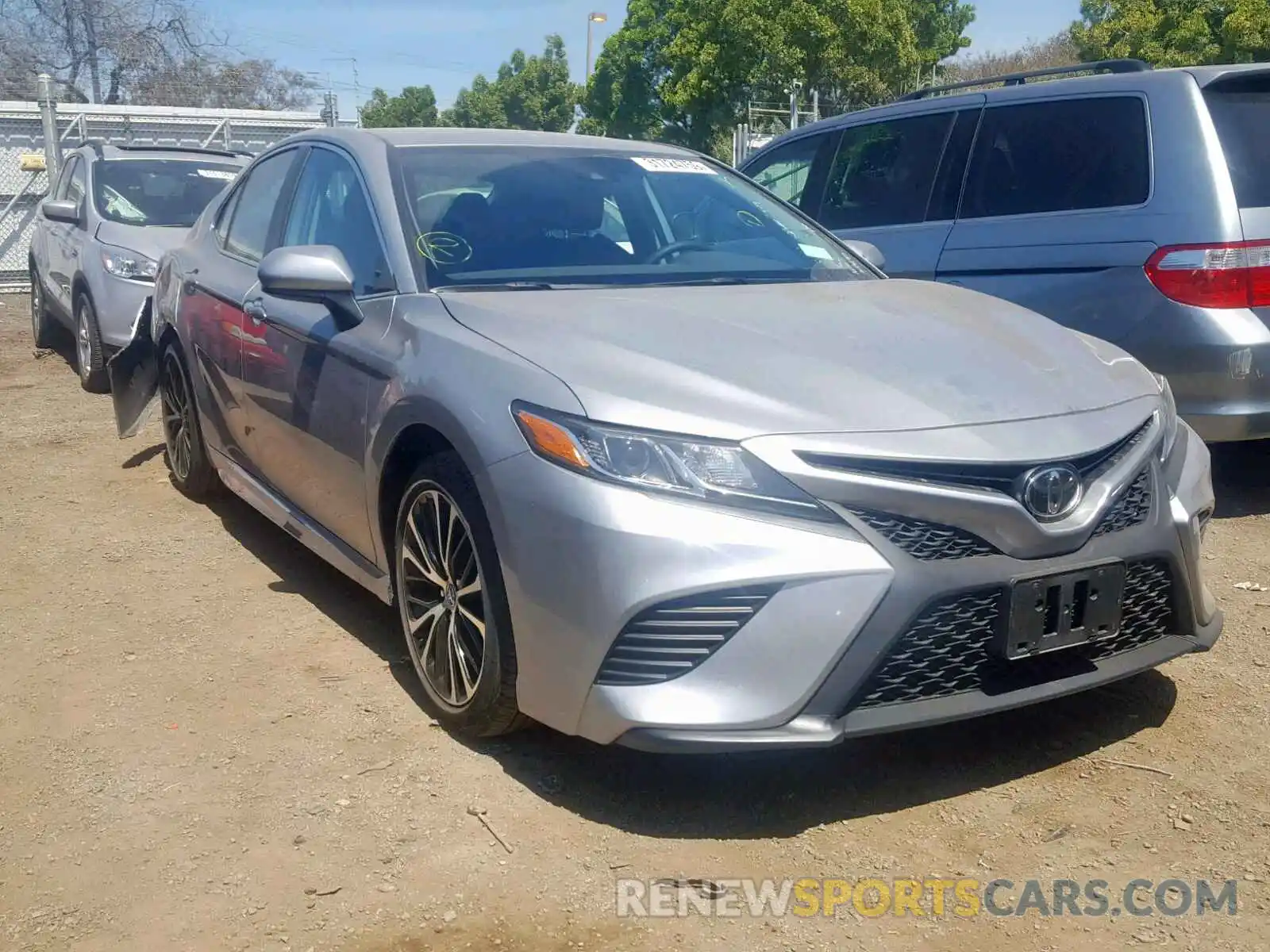 1 Photograph of a damaged car 4T1B11HK9KU201808 TOYOTA CAMRY 2019