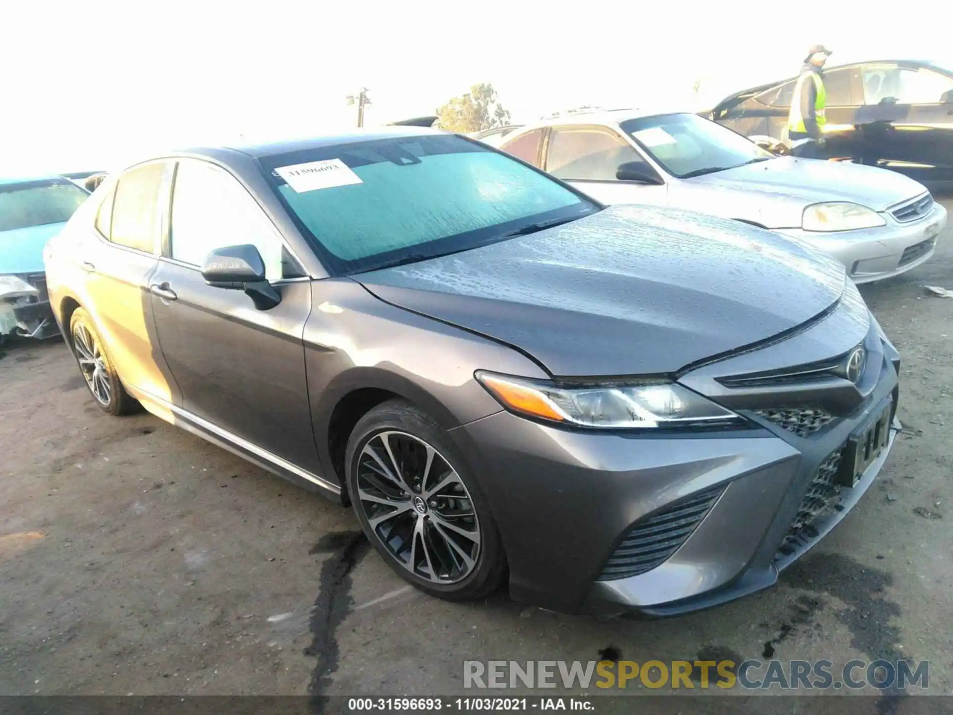 1 Photograph of a damaged car 4T1B11HK9KU201825 TOYOTA CAMRY 2019