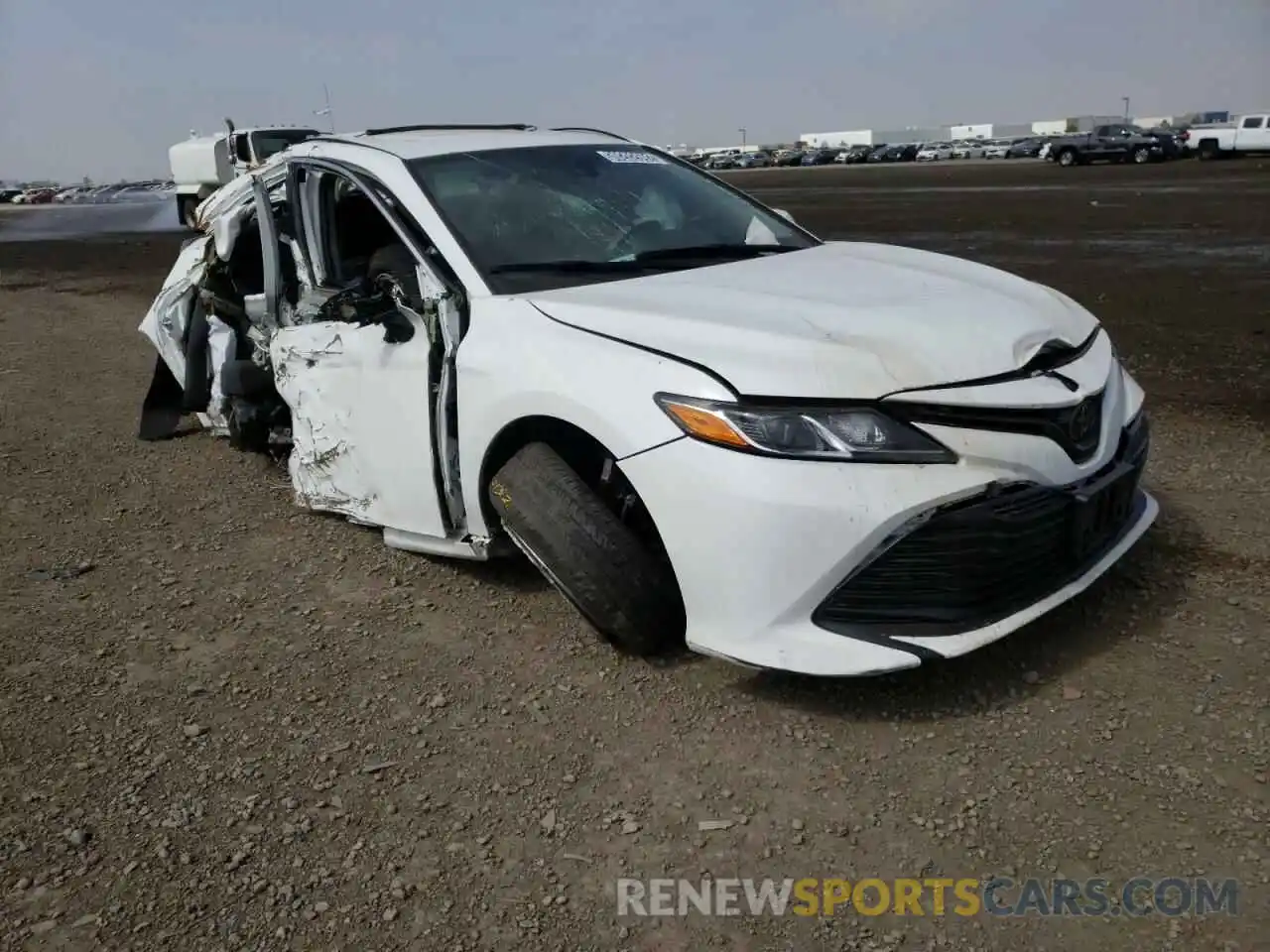 1 Photograph of a damaged car 4T1B11HK9KU202666 TOYOTA CAMRY 2019