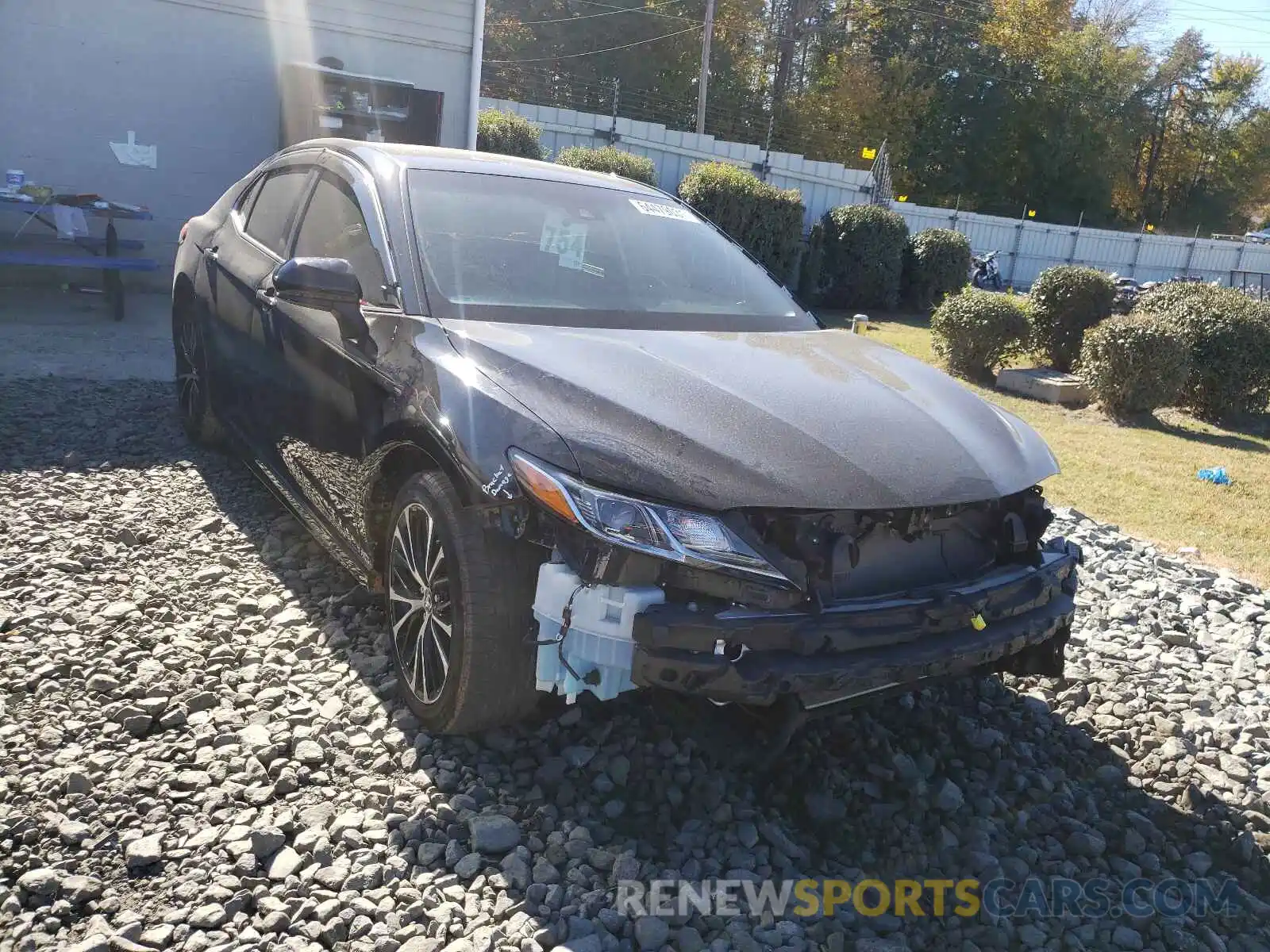 1 Photograph of a damaged car 4T1B11HK9KU203025 TOYOTA CAMRY 2019