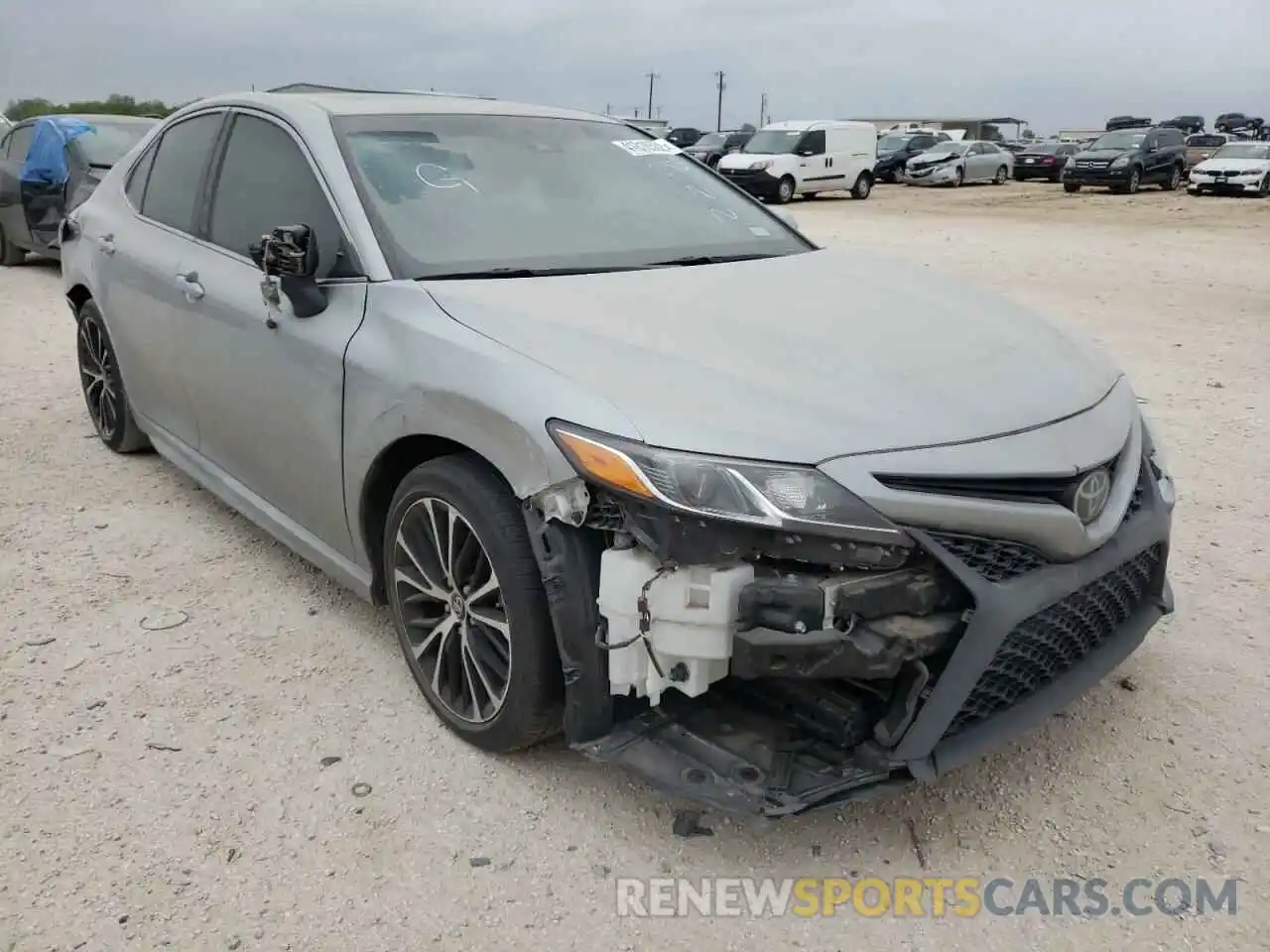 1 Photograph of a damaged car 4T1B11HK9KU203459 TOYOTA CAMRY 2019