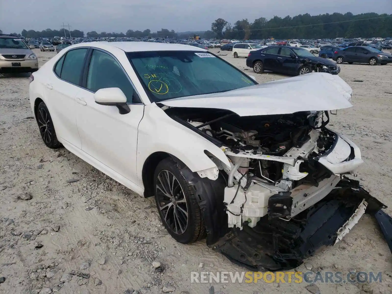 1 Photograph of a damaged car 4T1B11HK9KU204367 TOYOTA CAMRY 2019