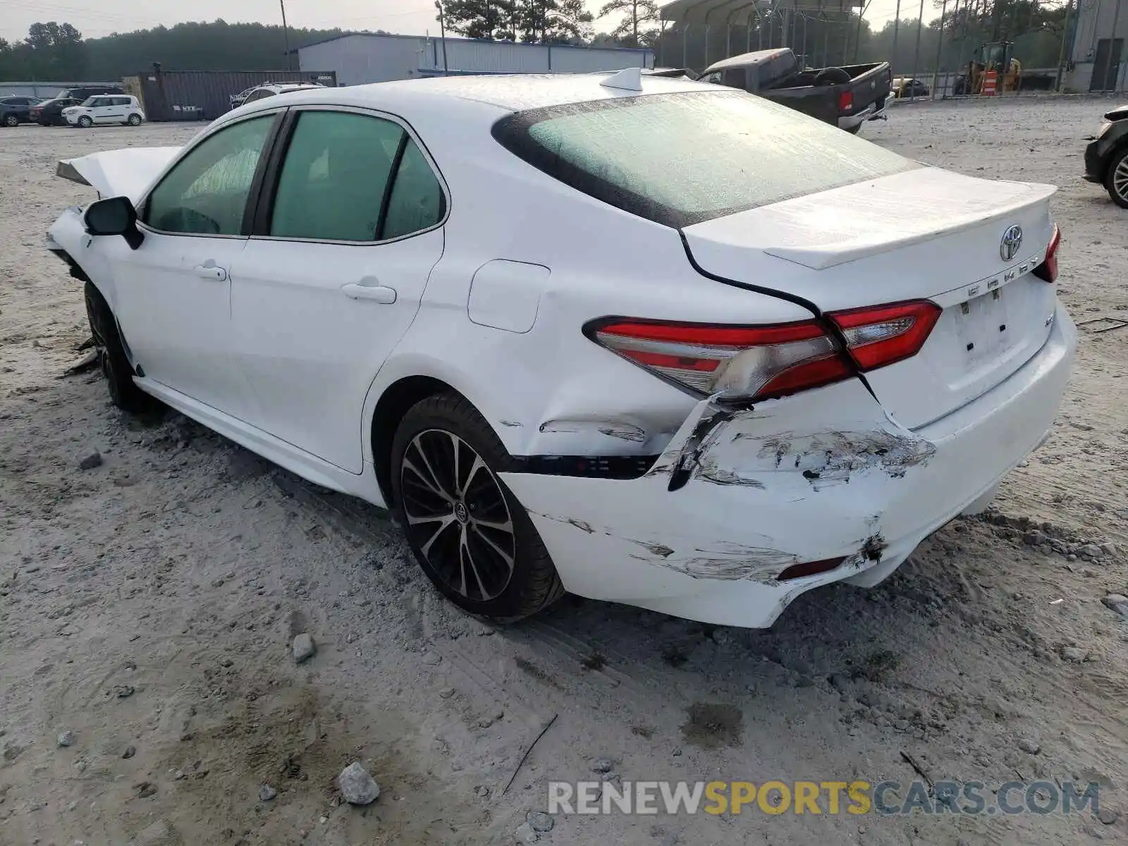 3 Photograph of a damaged car 4T1B11HK9KU204367 TOYOTA CAMRY 2019