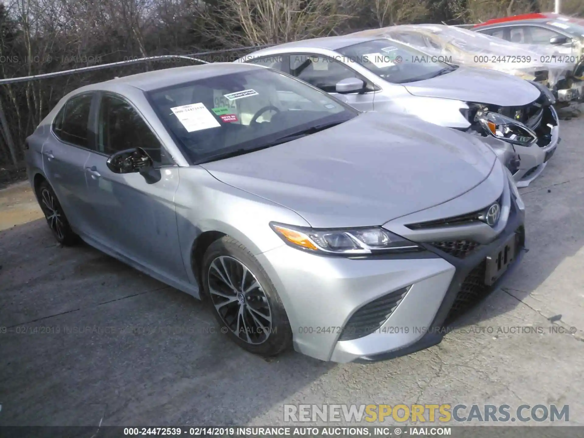 1 Photograph of a damaged car 4T1B11HK9KU206250 TOYOTA CAMRY 2019