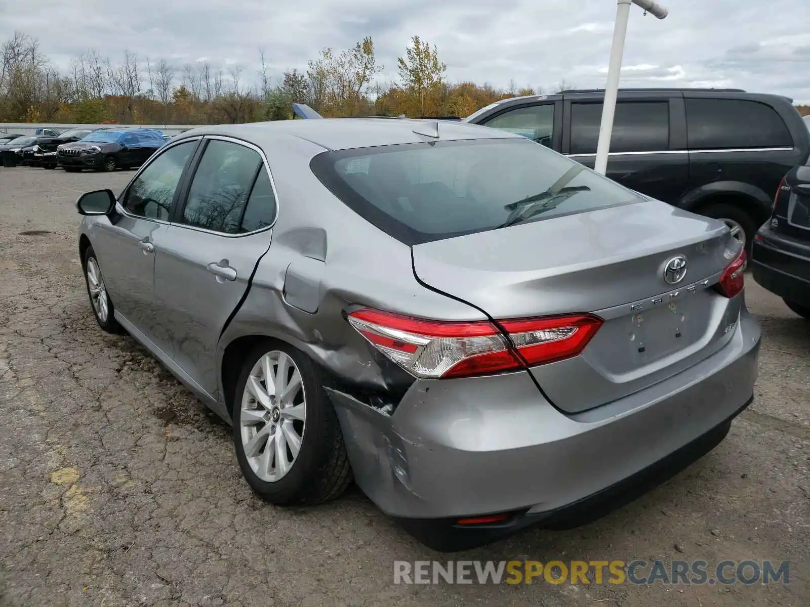 3 Photograph of a damaged car 4T1B11HK9KU206541 TOYOTA CAMRY 2019