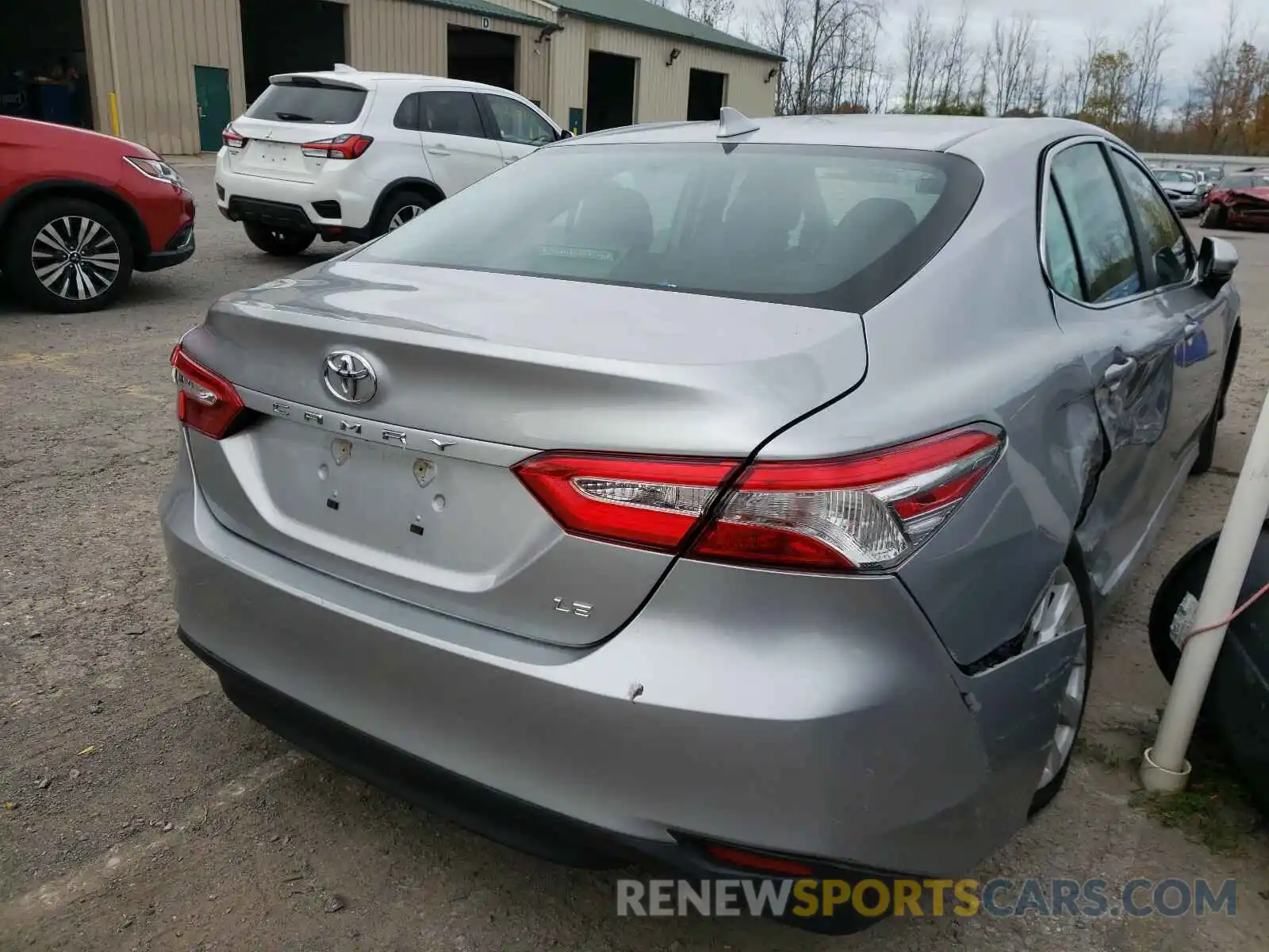 4 Photograph of a damaged car 4T1B11HK9KU206541 TOYOTA CAMRY 2019