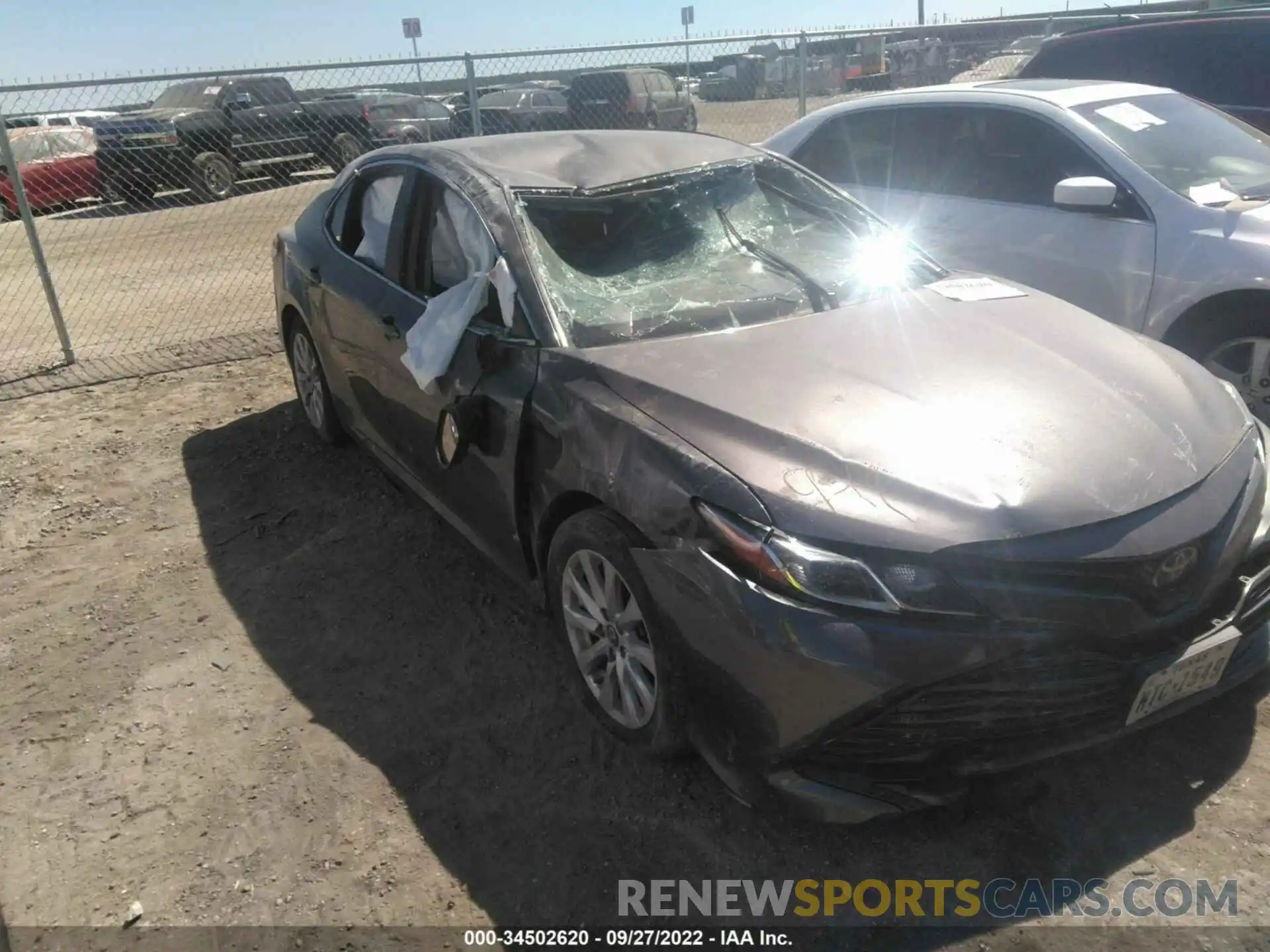 1 Photograph of a damaged car 4T1B11HK9KU206944 TOYOTA CAMRY 2019