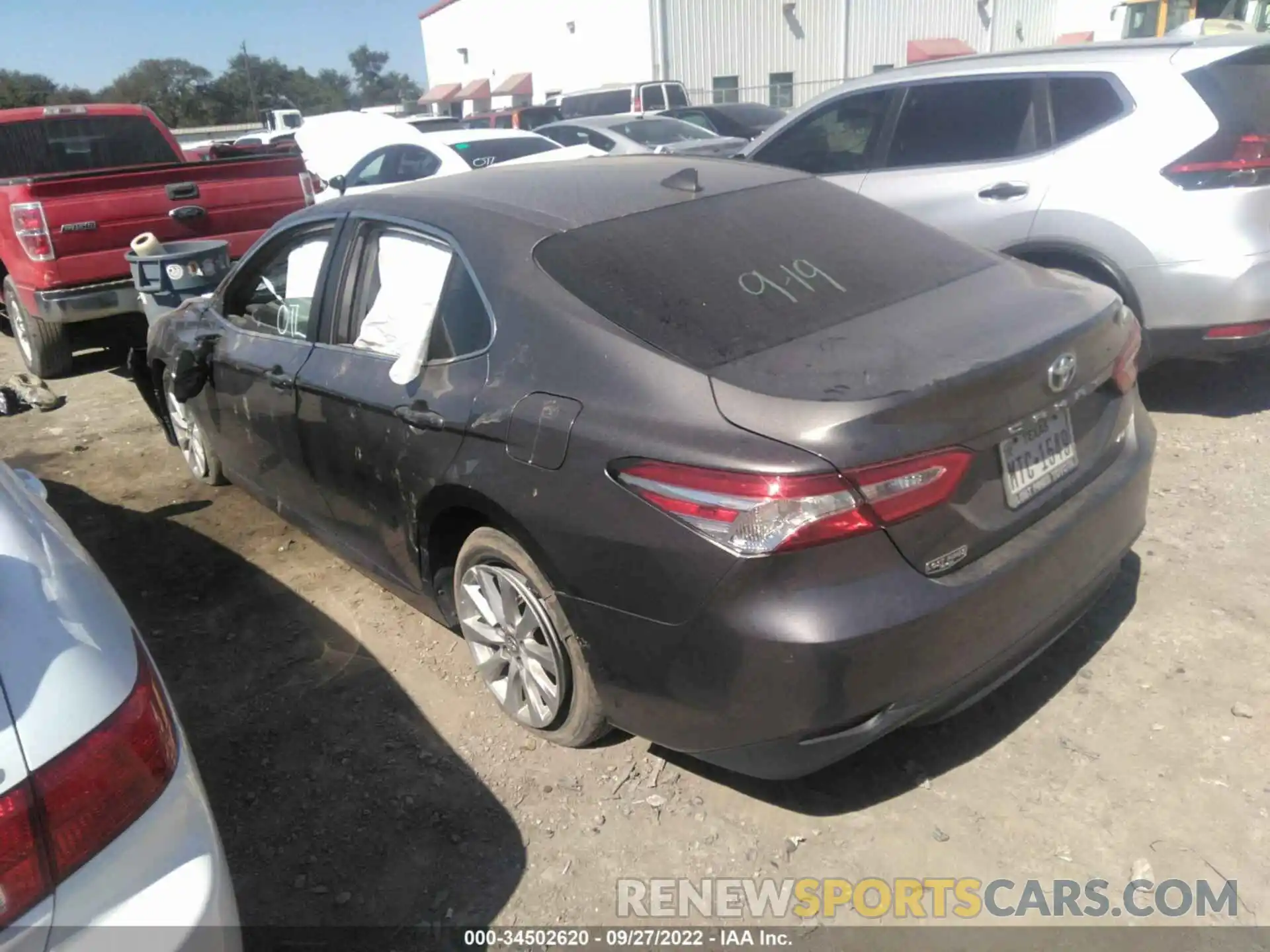 3 Photograph of a damaged car 4T1B11HK9KU206944 TOYOTA CAMRY 2019