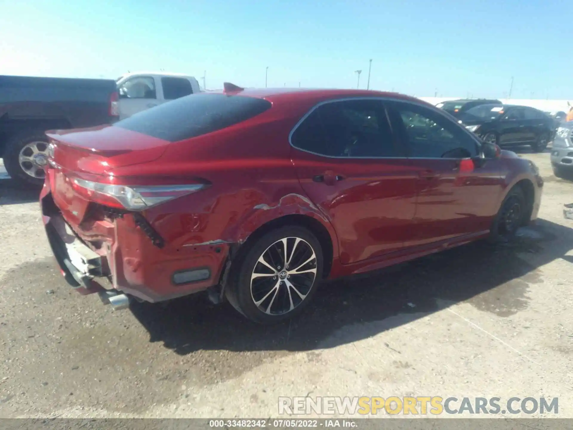 4 Photograph of a damaged car 4T1B11HK9KU207513 TOYOTA CAMRY 2019