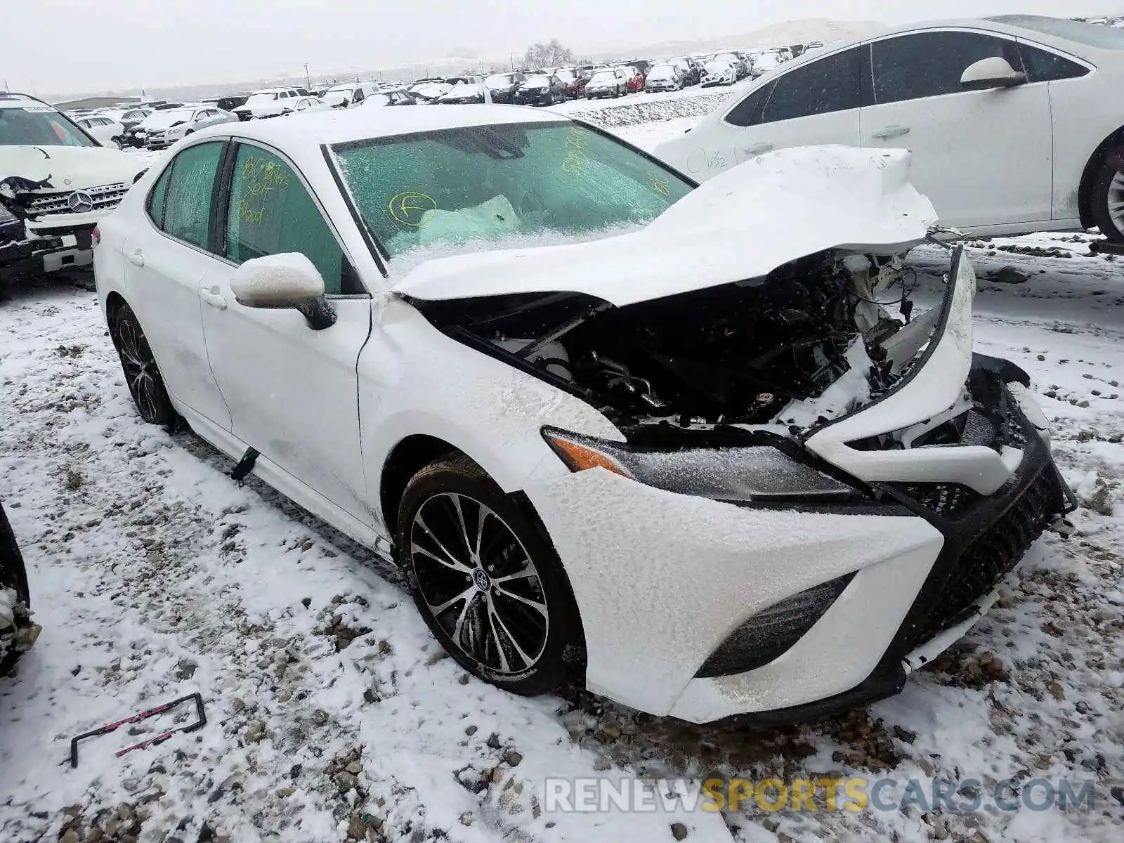 1 Photograph of a damaged car 4T1B11HK9KU207771 TOYOTA CAMRY 2019