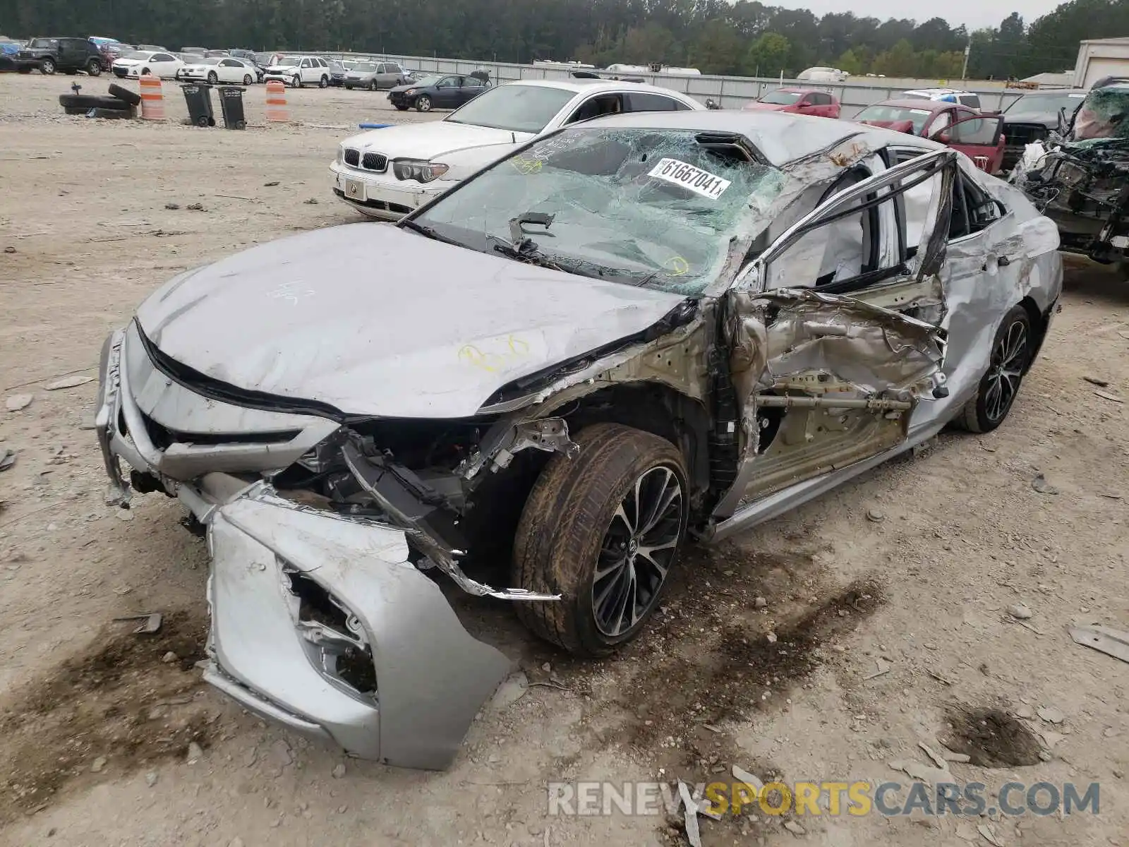 2 Photograph of a damaged car 4T1B11HK9KU208161 TOYOTA CAMRY 2019