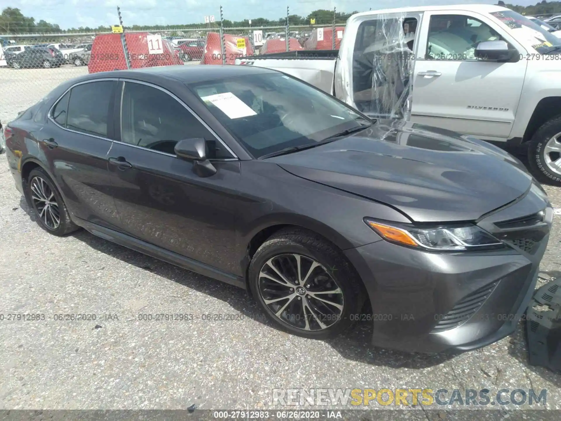 1 Photograph of a damaged car 4T1B11HK9KU208760 TOYOTA CAMRY 2019