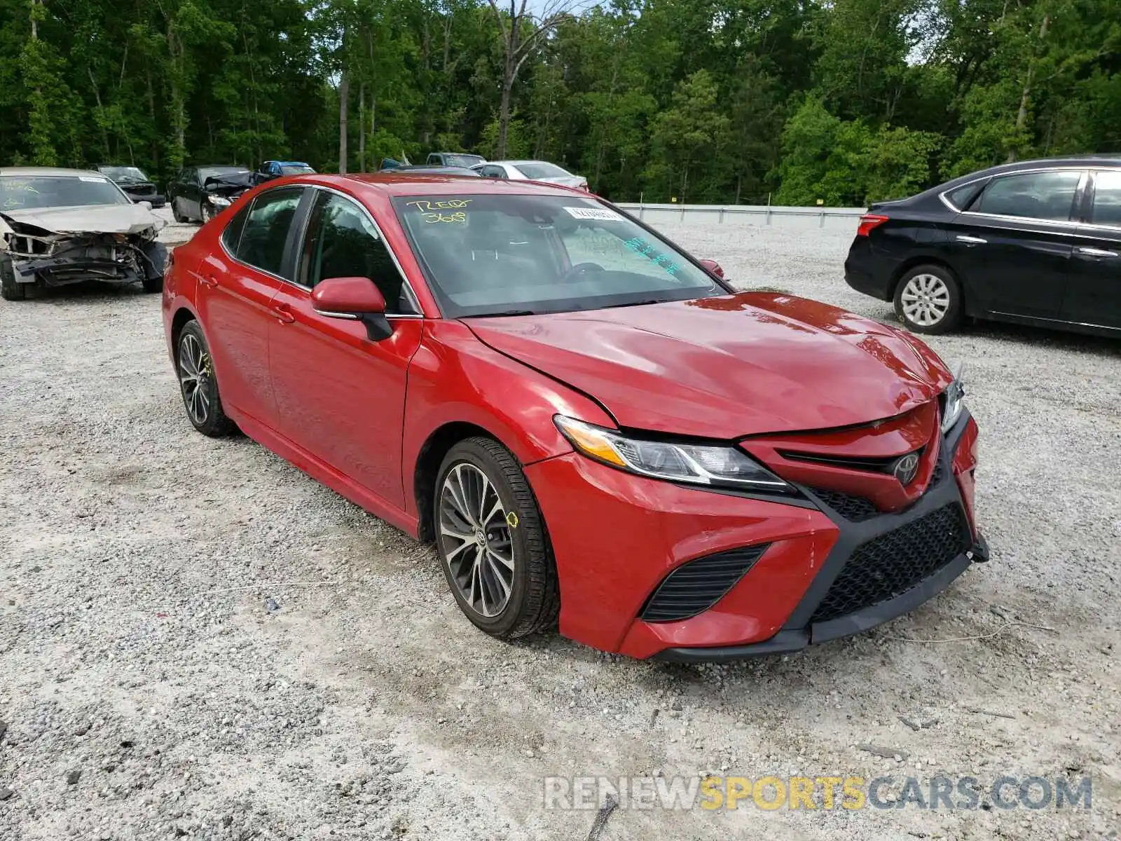 1 Photograph of a damaged car 4T1B11HK9KU210766 TOYOTA CAMRY 2019