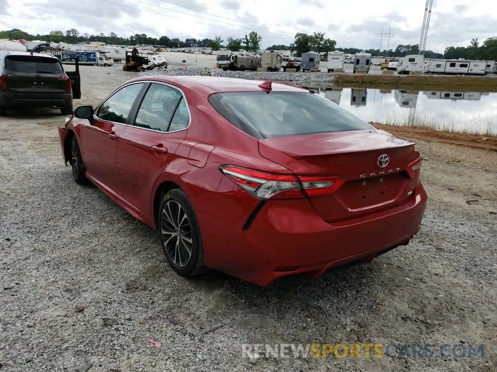 3 Photograph of a damaged car 4T1B11HK9KU210766 TOYOTA CAMRY 2019