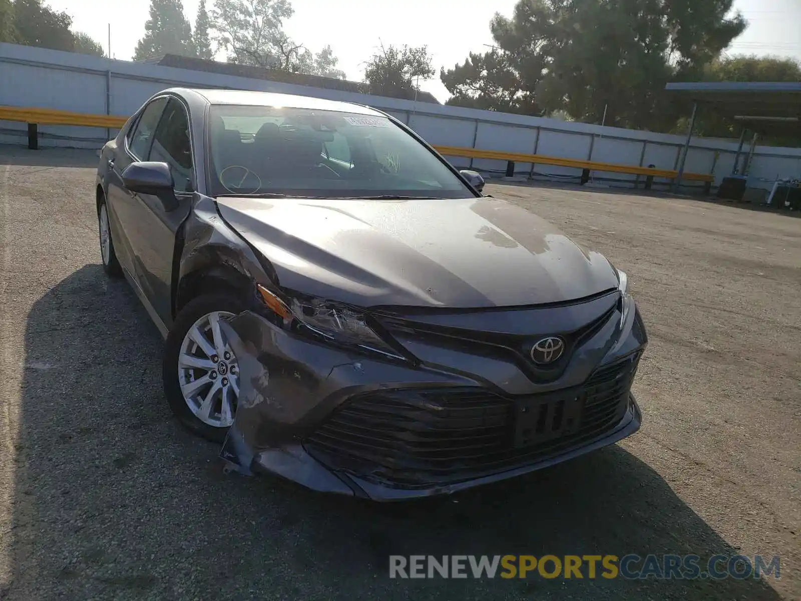 1 Photograph of a damaged car 4T1B11HK9KU211156 TOYOTA CAMRY 2019