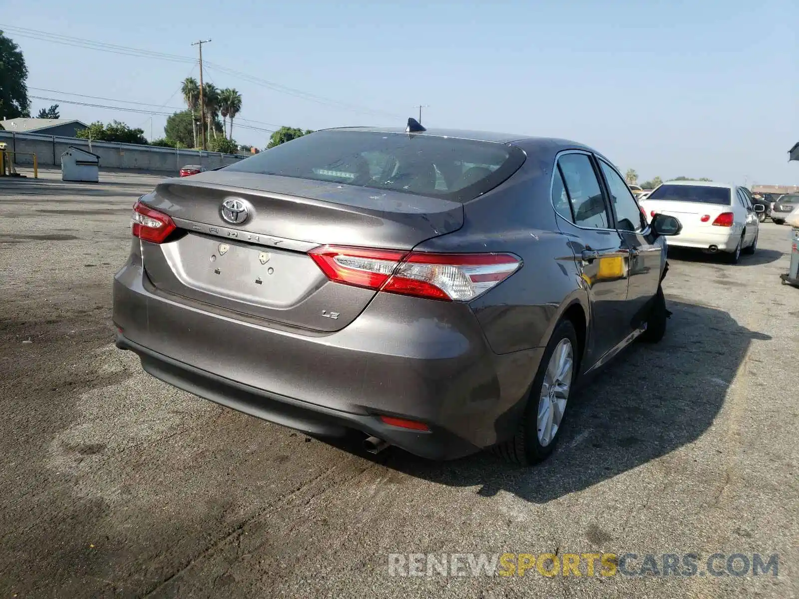 4 Photograph of a damaged car 4T1B11HK9KU211156 TOYOTA CAMRY 2019