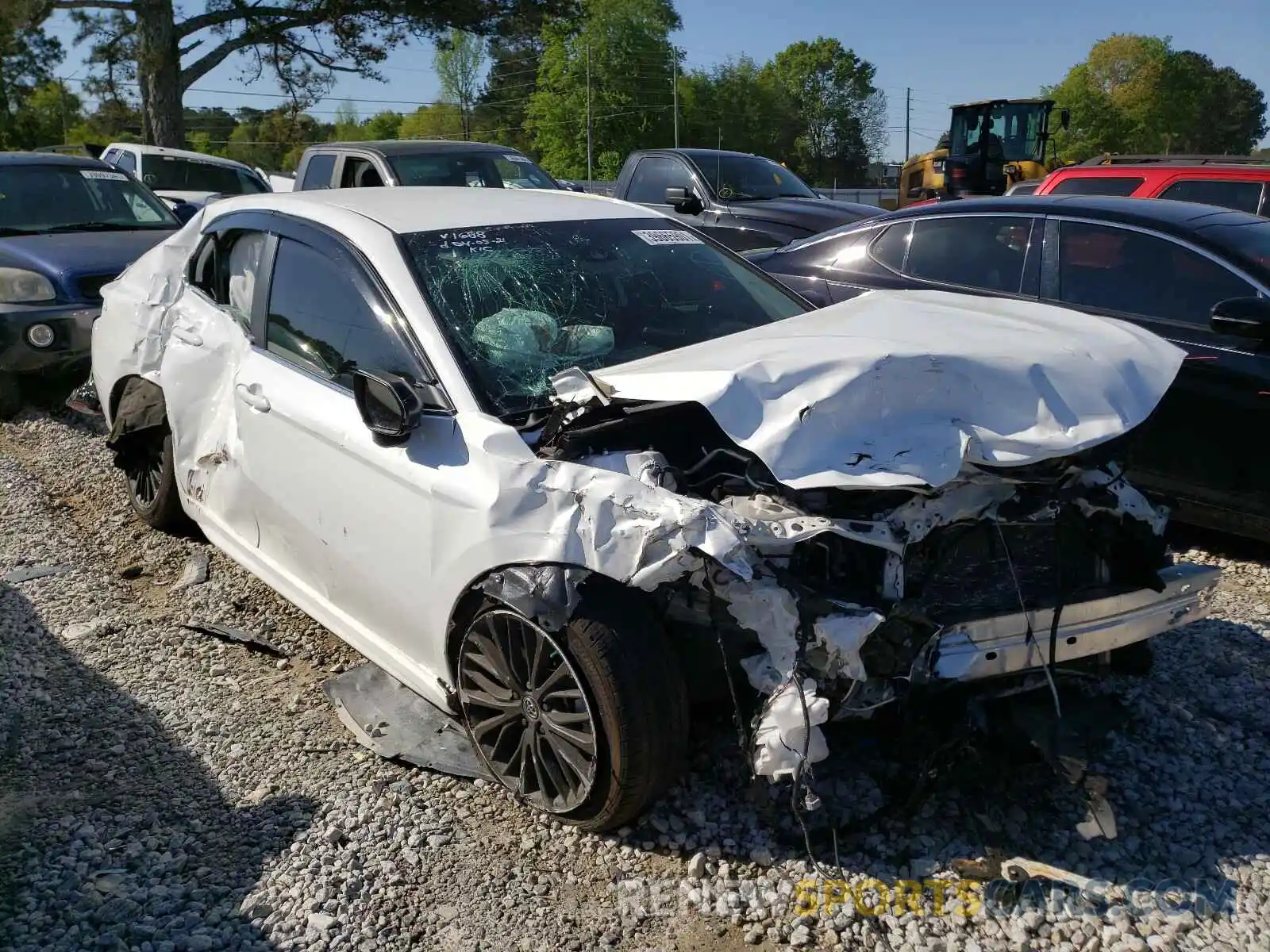 9 Photograph of a damaged car 4T1B11HK9KU211688 TOYOTA CAMRY 2019