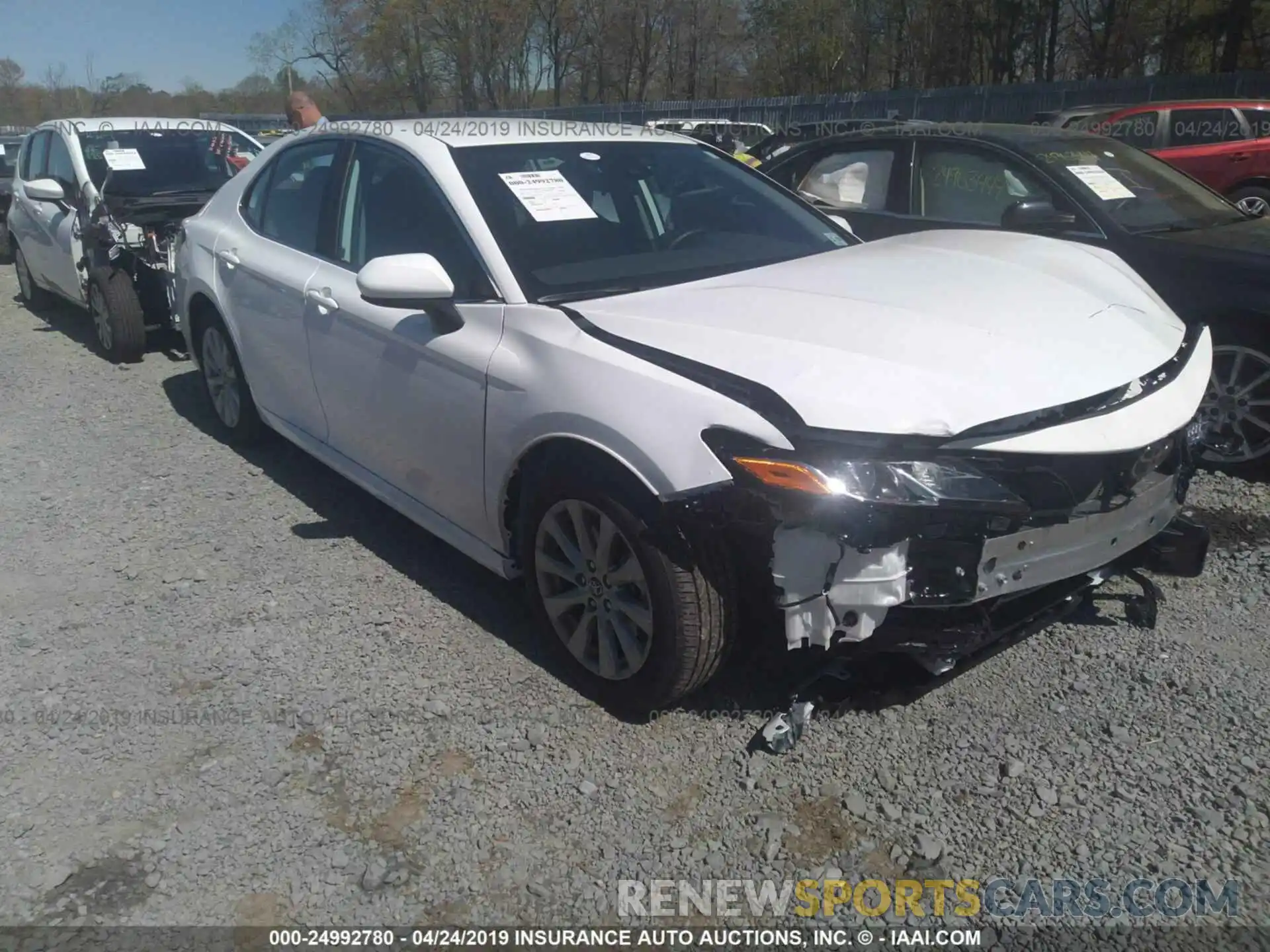 1 Photograph of a damaged car 4T1B11HK9KU211867 TOYOTA CAMRY 2019