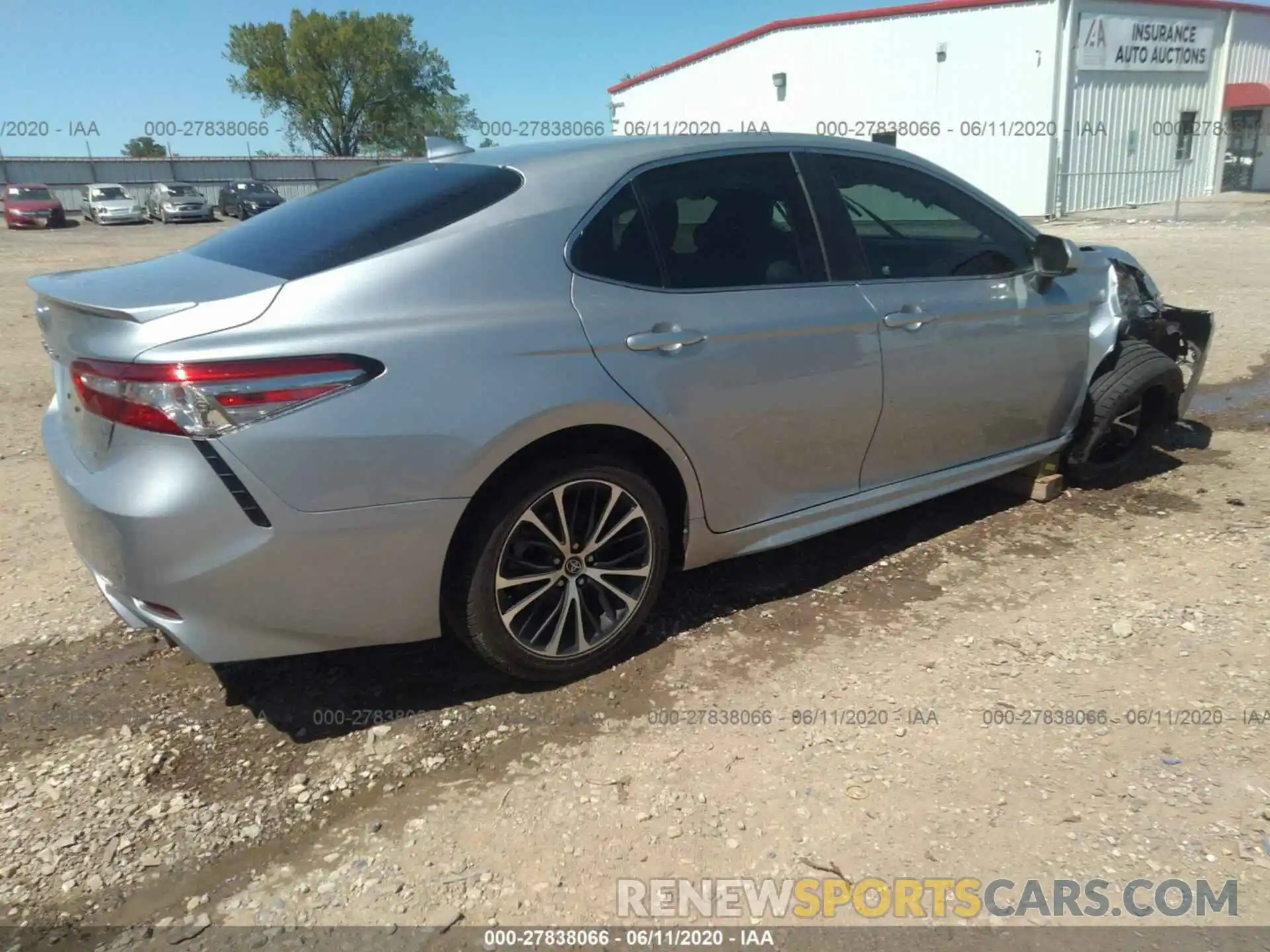 4 Photograph of a damaged car 4T1B11HK9KU212341 TOYOTA CAMRY 2019