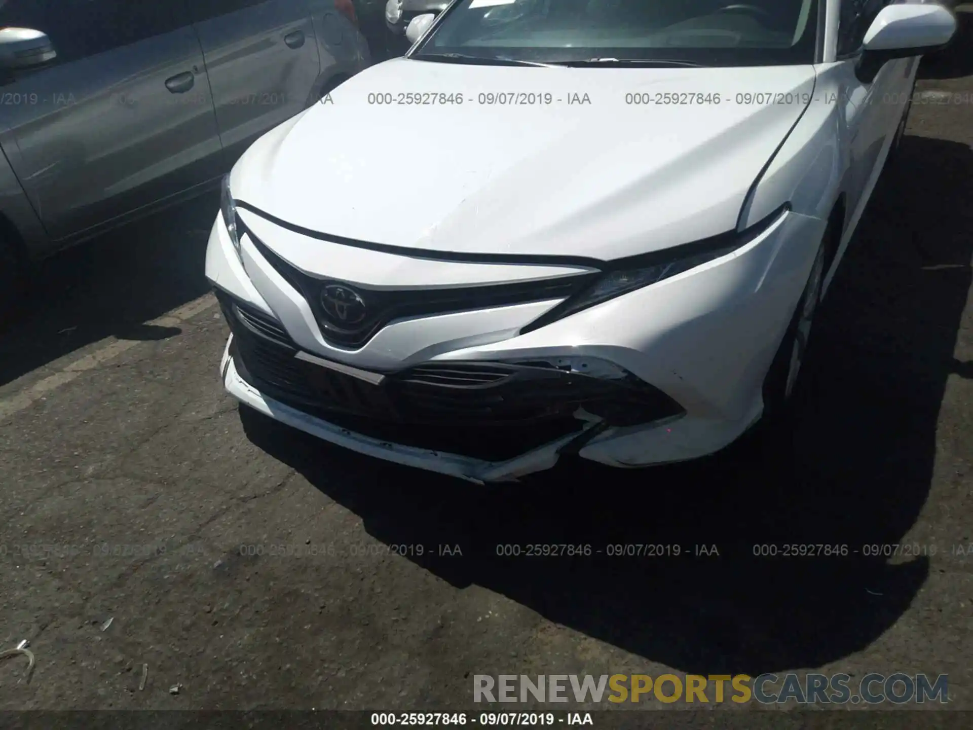 6 Photograph of a damaged car 4T1B11HK9KU214137 TOYOTA CAMRY 2019