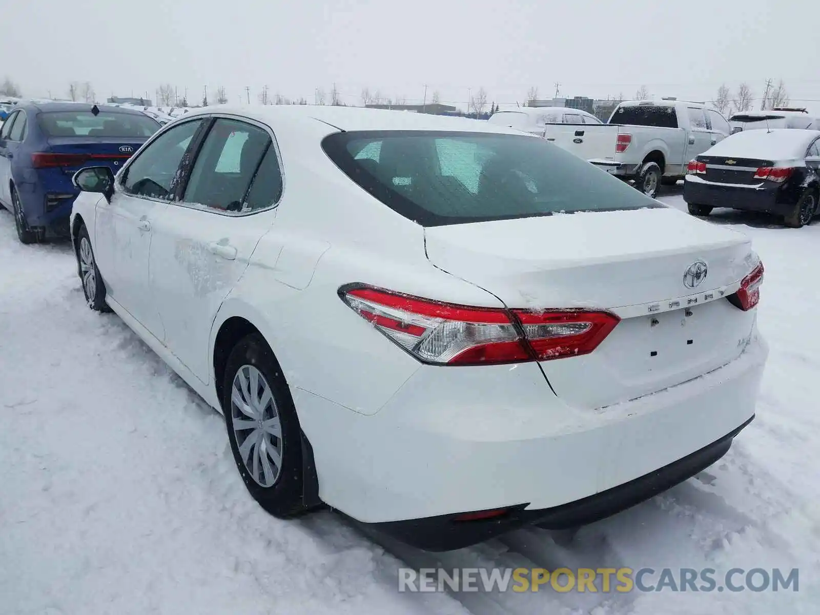 3 Photograph of a damaged car 4T1B11HK9KU215241 TOYOTA CAMRY 2019