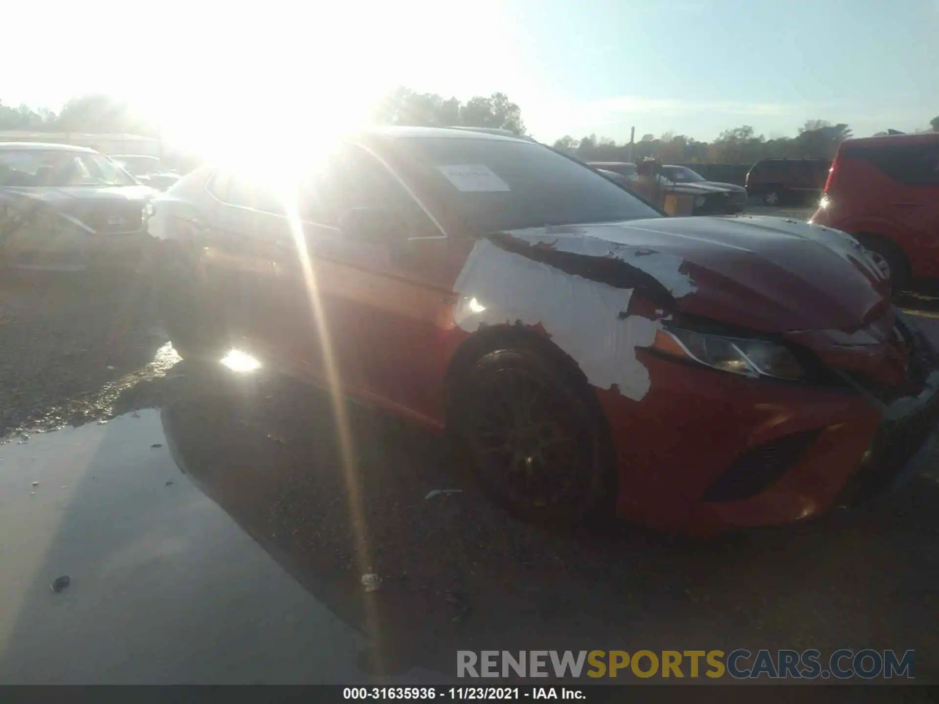 1 Photograph of a damaged car 4T1B11HK9KU215949 TOYOTA CAMRY 2019