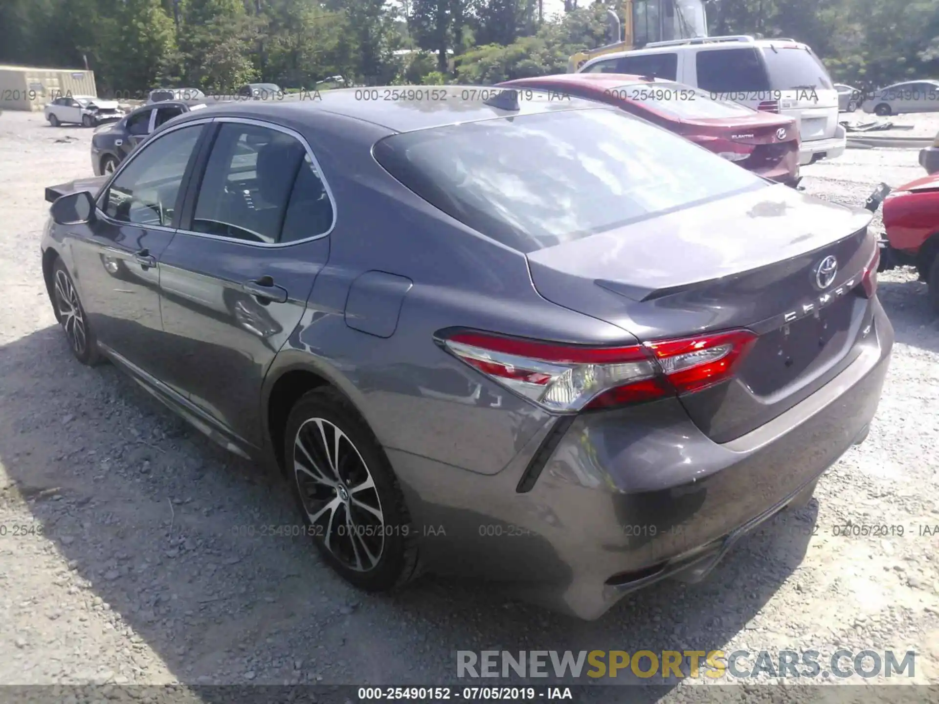 3 Photograph of a damaged car 4T1B11HK9KU216292 TOYOTA CAMRY 2019