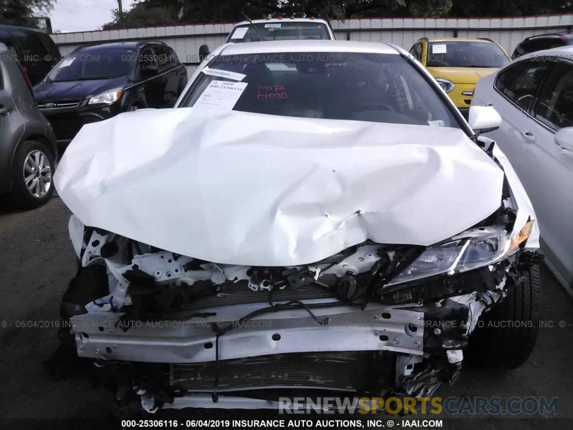 10 Photograph of a damaged car 4T1B11HK9KU216924 TOYOTA CAMRY 2019