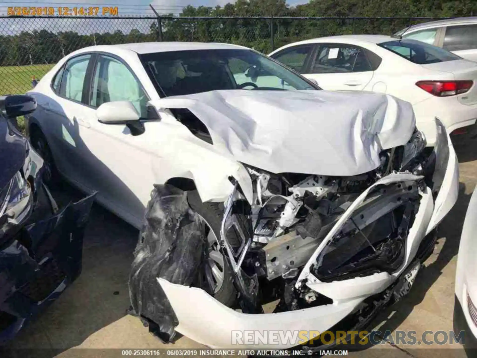 17 Photograph of a damaged car 4T1B11HK9KU216924 TOYOTA CAMRY 2019