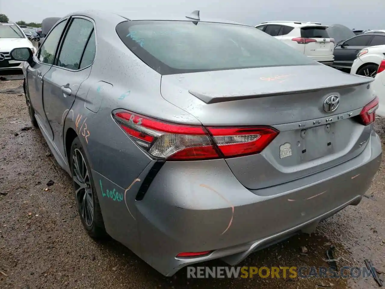 3 Photograph of a damaged car 4T1B11HK9KU217894 TOYOTA CAMRY 2019