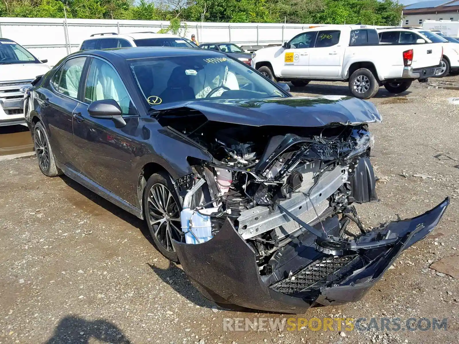 1 Photograph of a damaged car 4T1B11HK9KU218155 TOYOTA CAMRY 2019