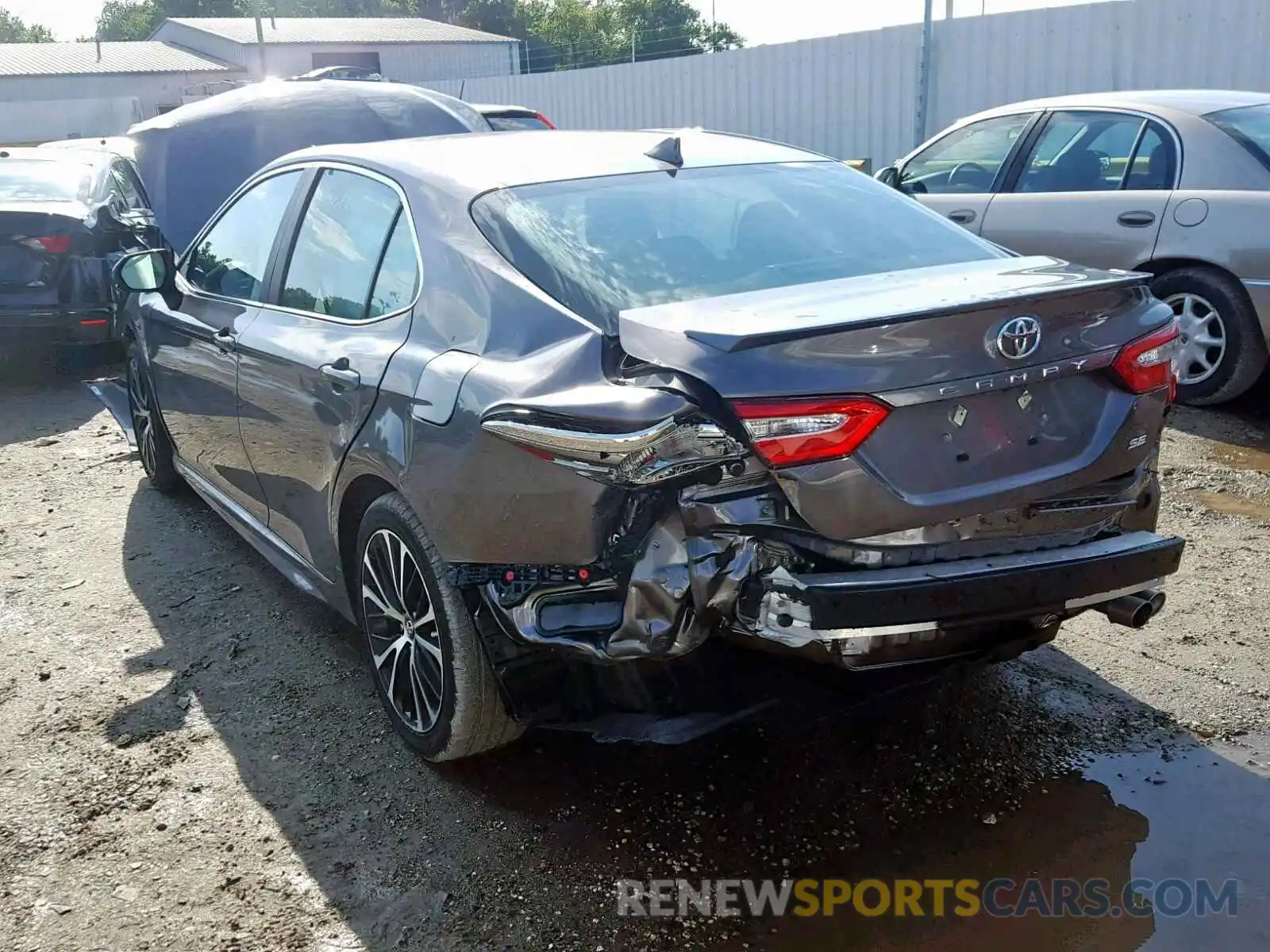 3 Photograph of a damaged car 4T1B11HK9KU218155 TOYOTA CAMRY 2019