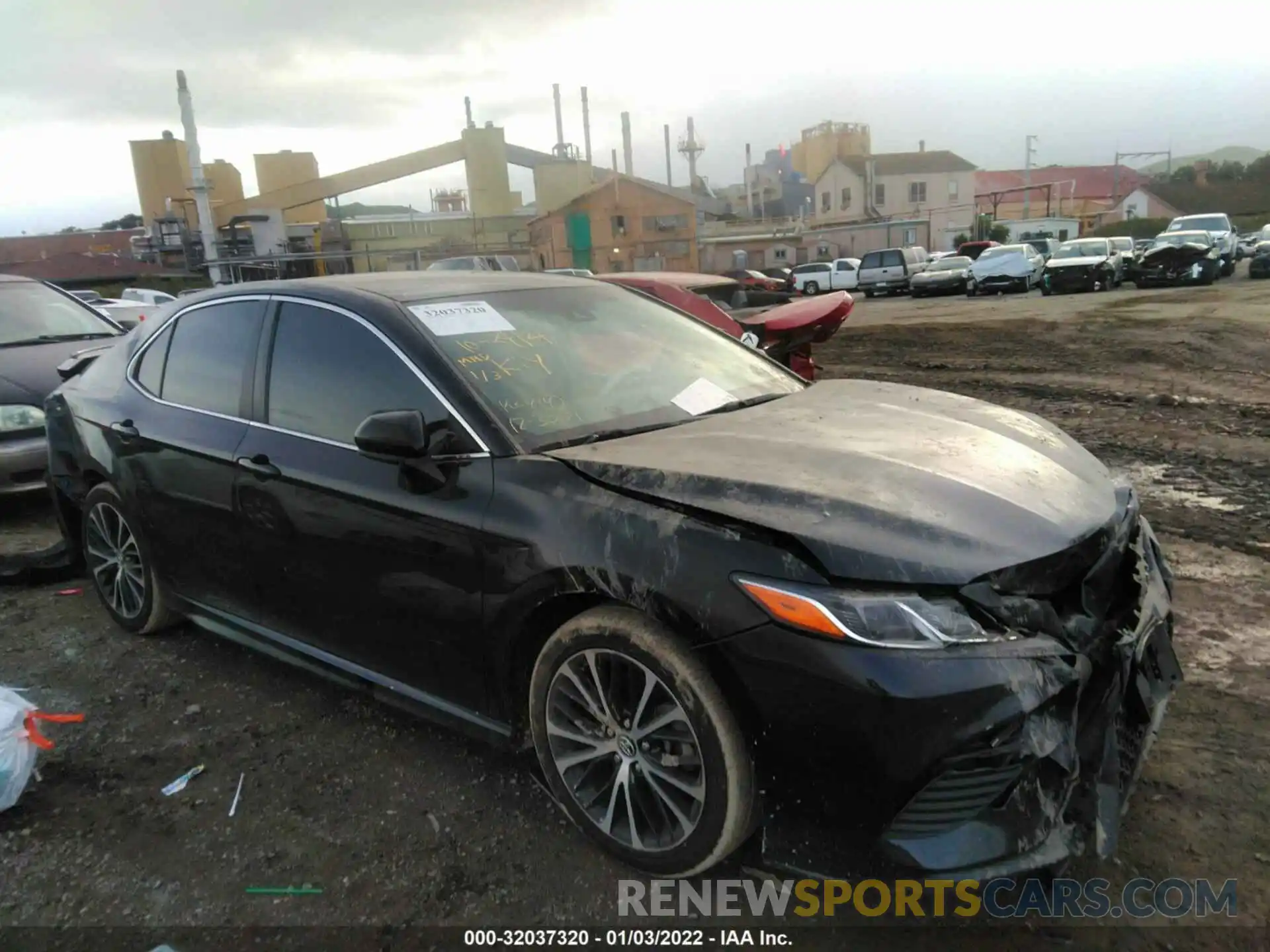 1 Photograph of a damaged car 4T1B11HK9KU219855 TOYOTA CAMRY 2019