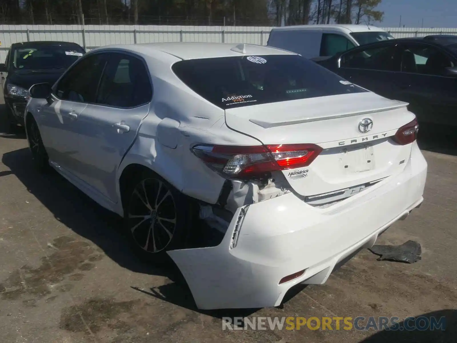 3 Photograph of a damaged car 4T1B11HK9KU220777 TOYOTA CAMRY 2019