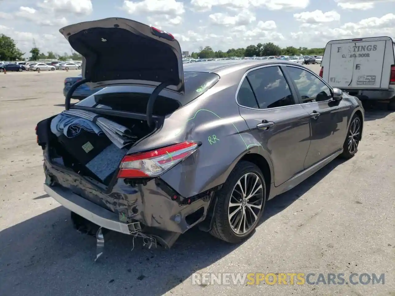 4 Photograph of a damaged car 4T1B11HK9KU220827 TOYOTA CAMRY 2019